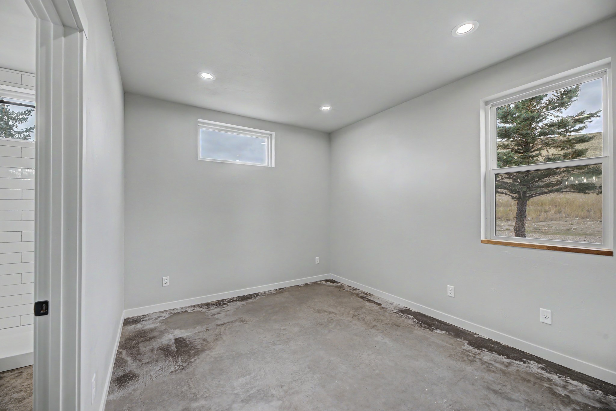 2120 Lowe Court Property Photo 14