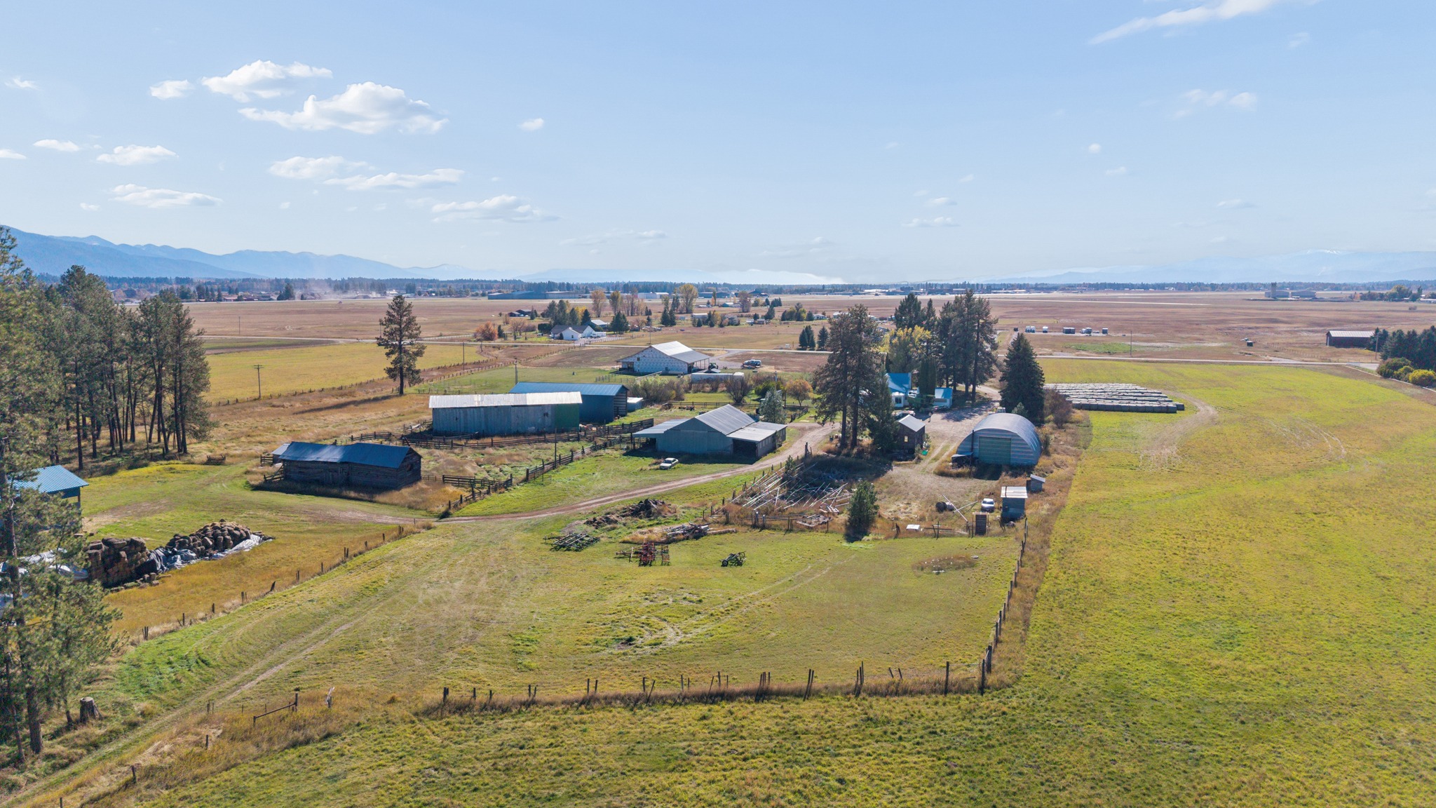 345 Wishart Road Property Photo 1