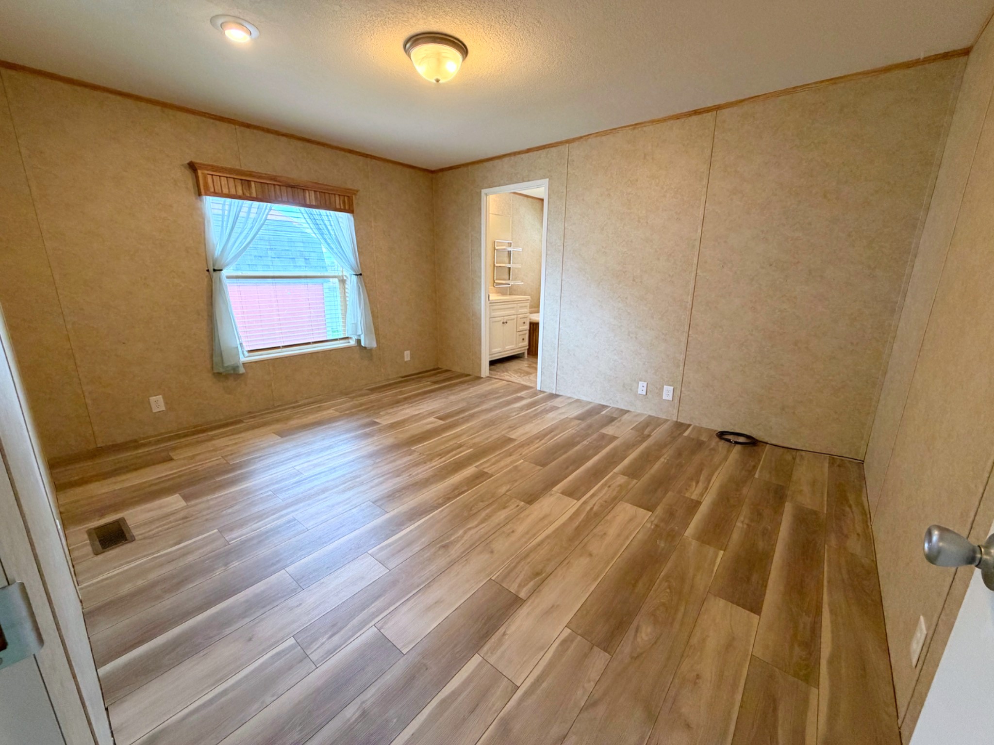 3823 Vigilante Drive Property Photo 11