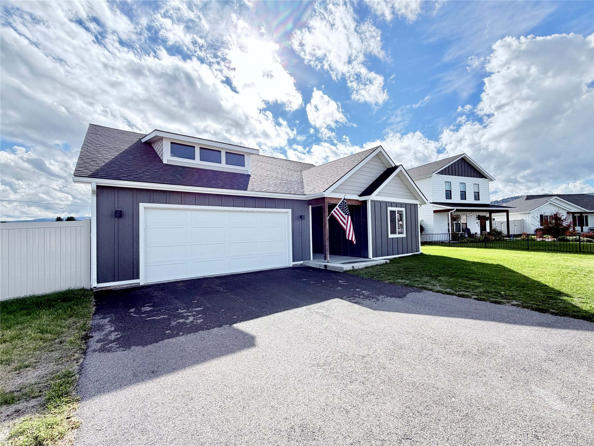 1256 Morning Eagle Drive Property Photo 3
