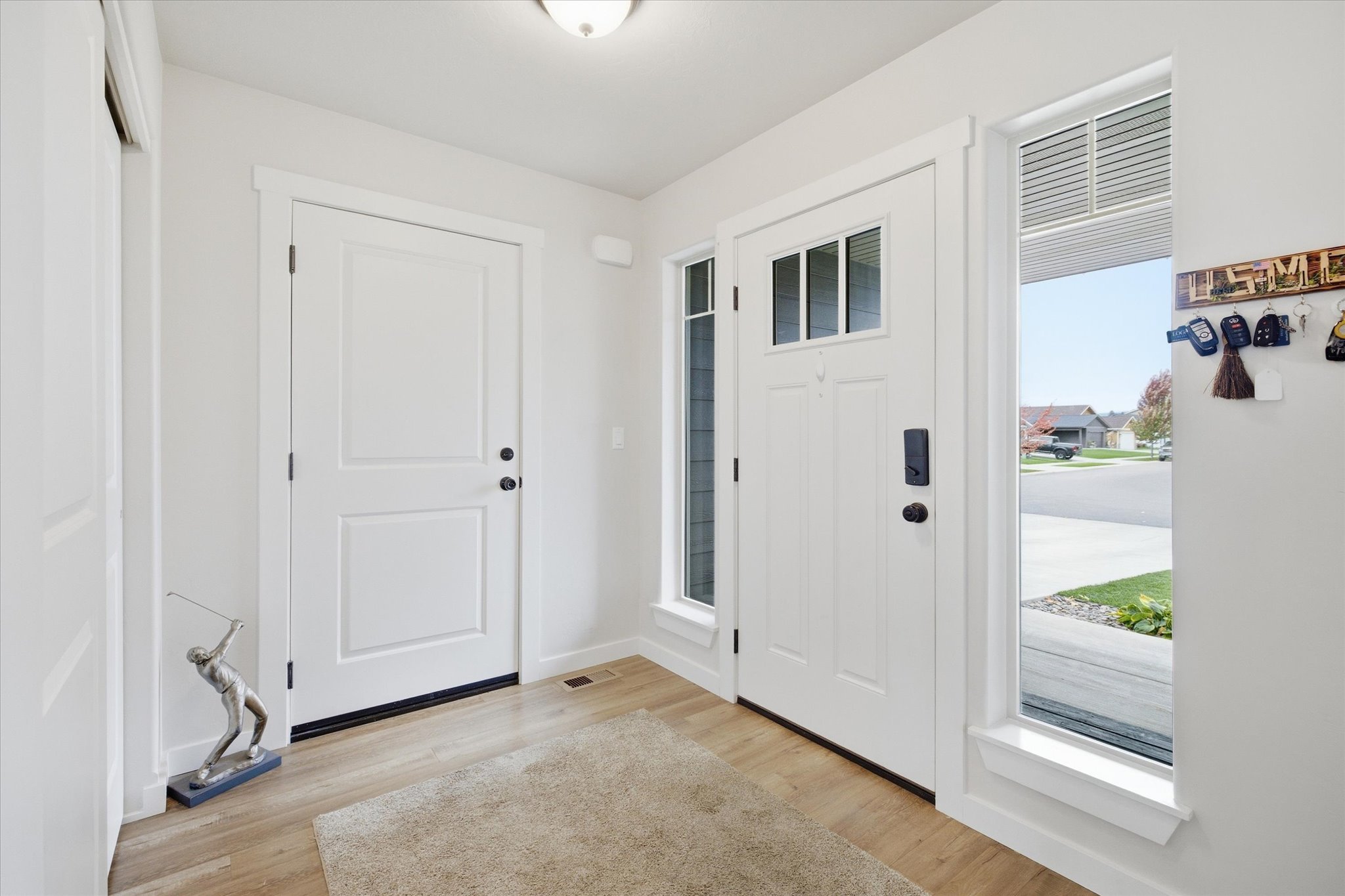 1012 Clark Fork Drive Property Photo 4