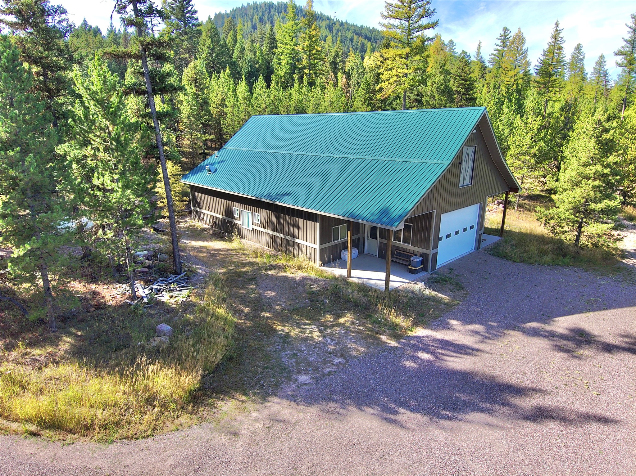 818 Beaver Creek Road Property Photo 5