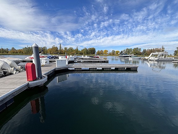 D-26 Eagle Bend Yacht Harbor Property Photo 1