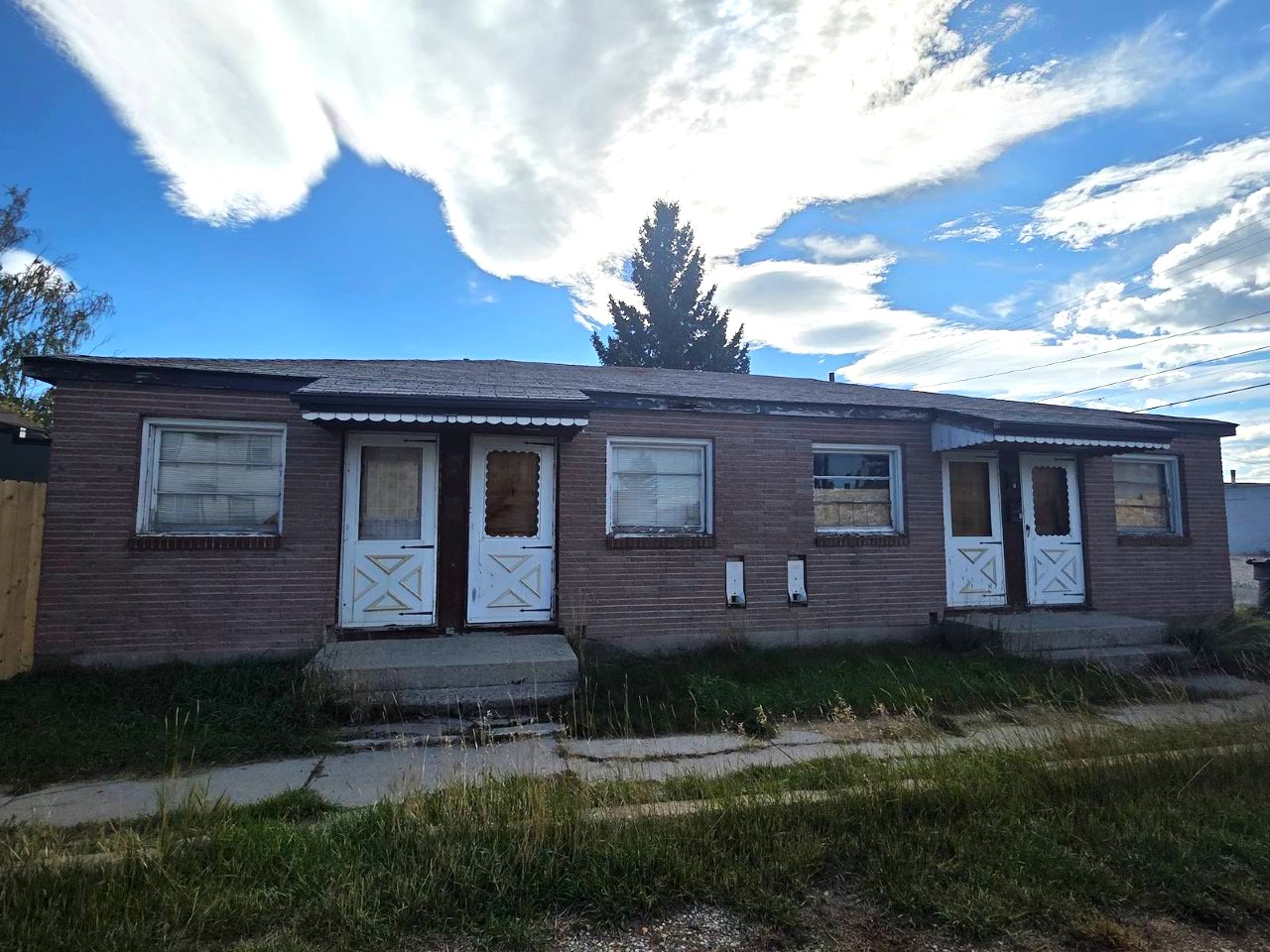 308 St. Mary's Avenue Property Photo 1