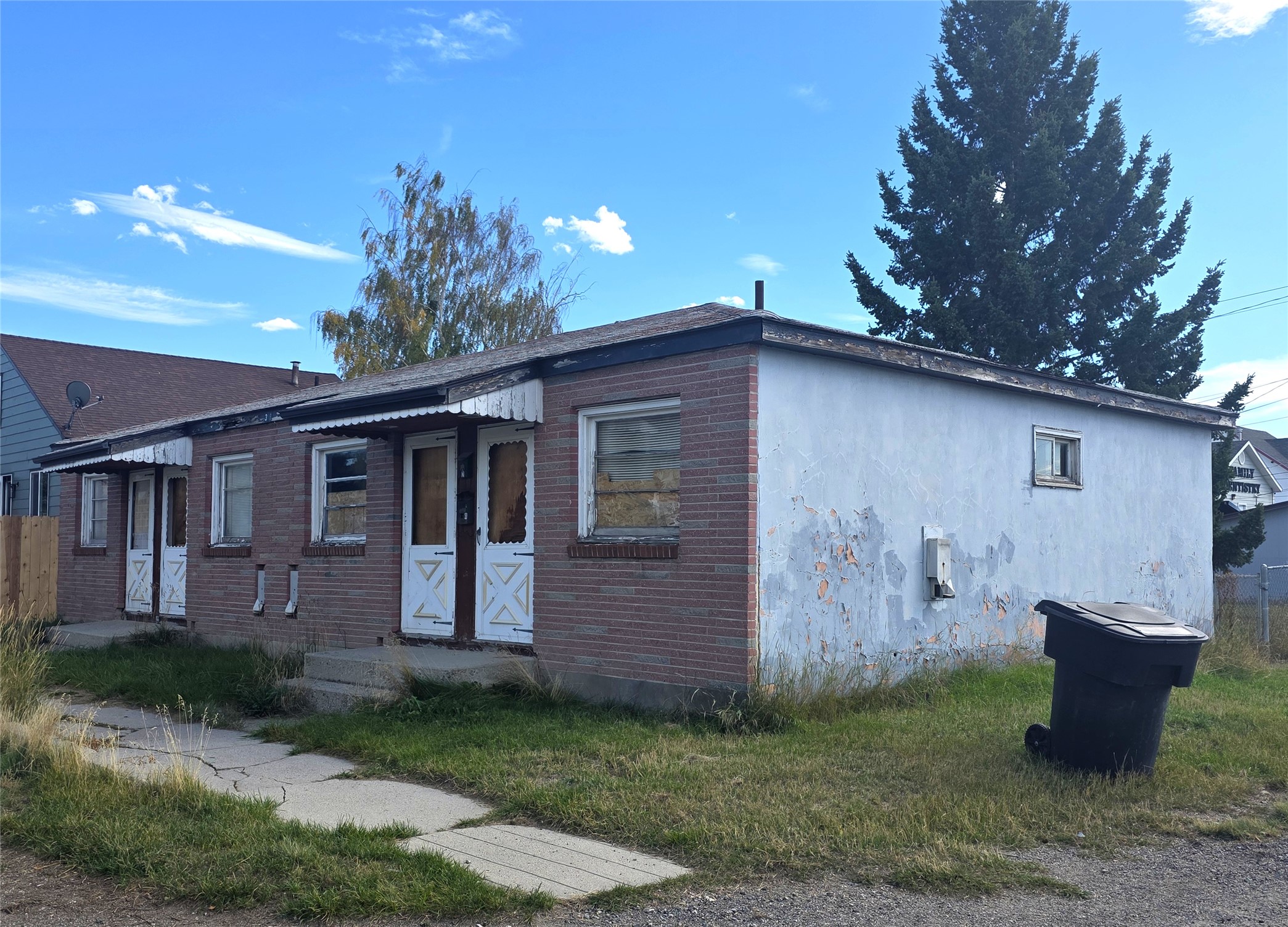 308 St. Mary's Avenue Property Photo 2