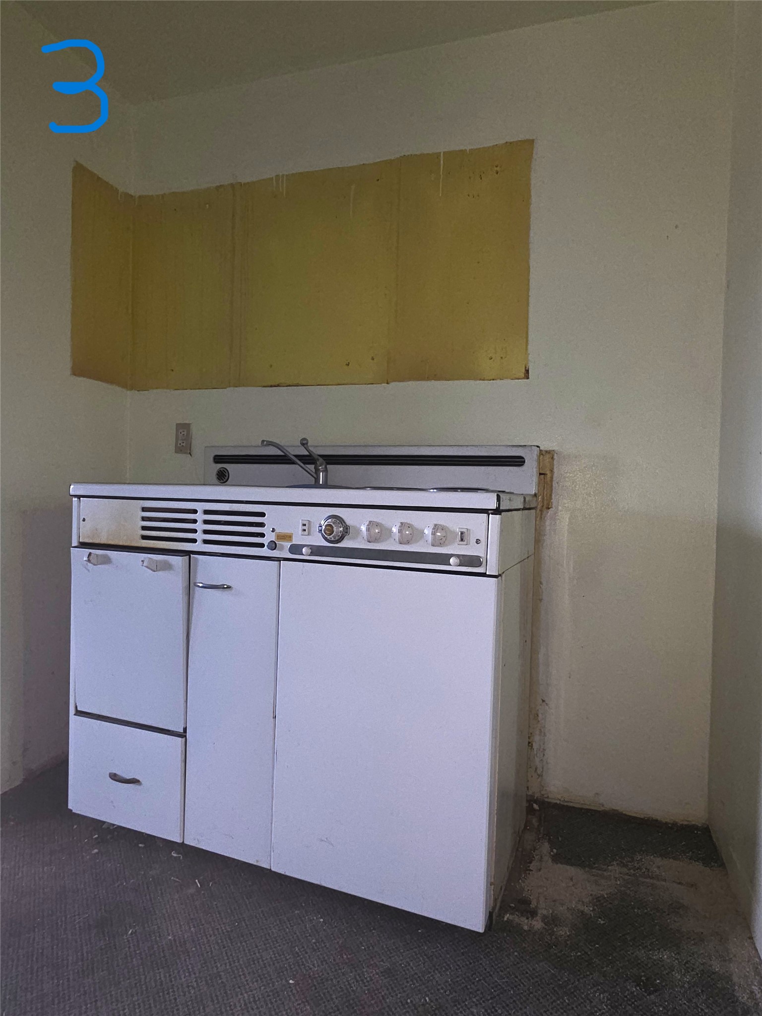 308 St. Mary's Avenue Property Photo 12