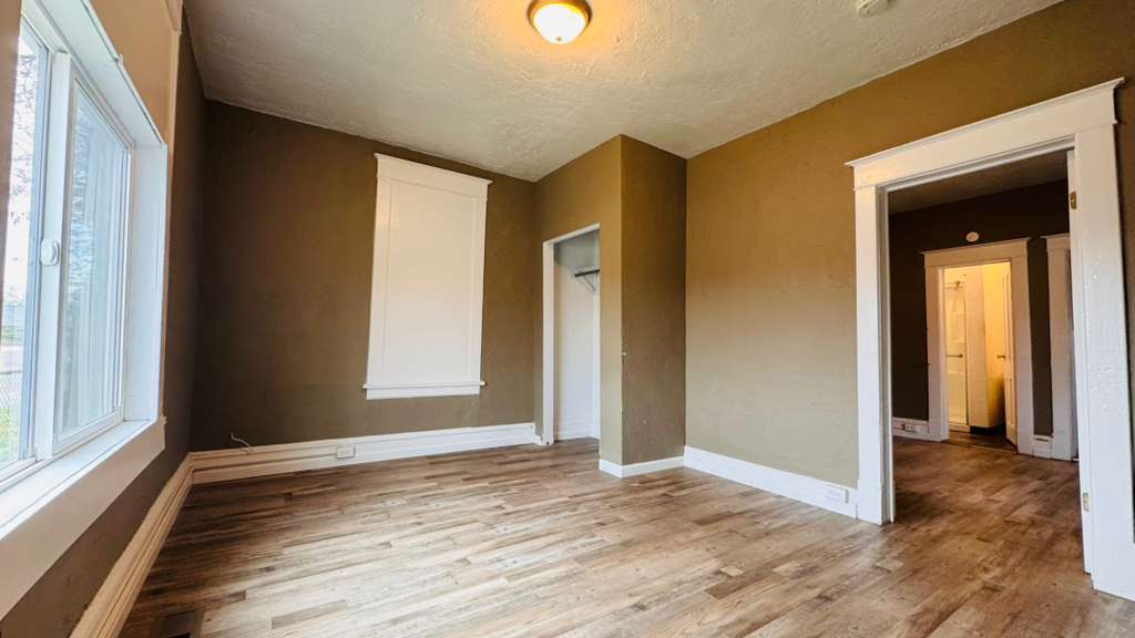 602 2nd Avenue S Property Photo 10