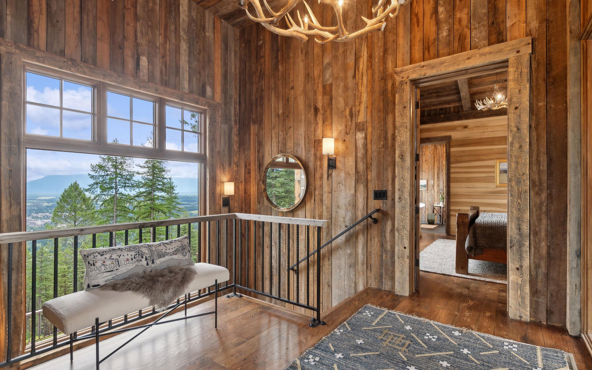 2424 Wolf Tail Pines Property Photo 4