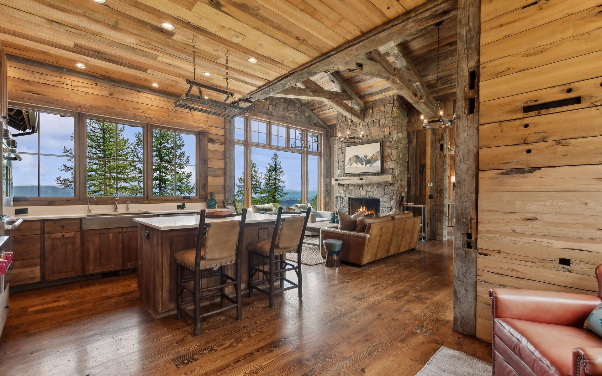 2424 Wolf Tail Pines Property Photo 15