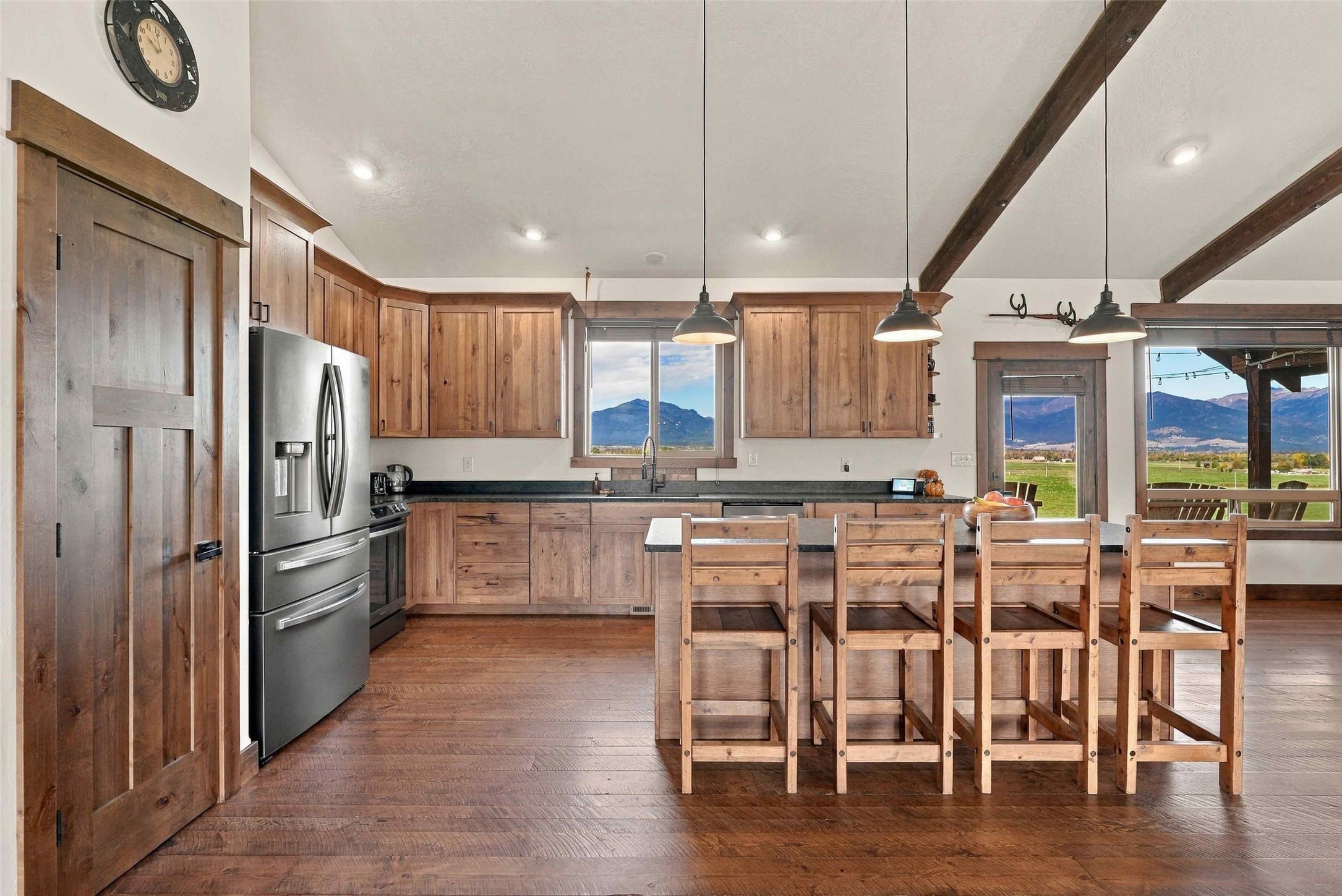 2015 View Lane Property Photo 10