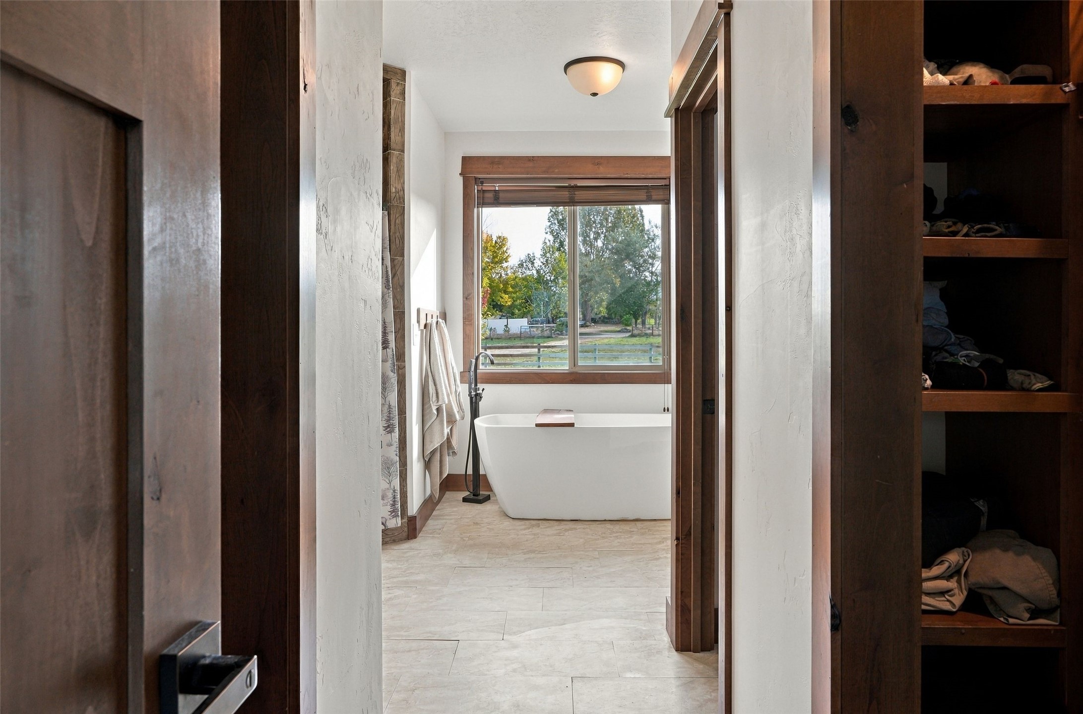 2015 View Lane Property Photo 15