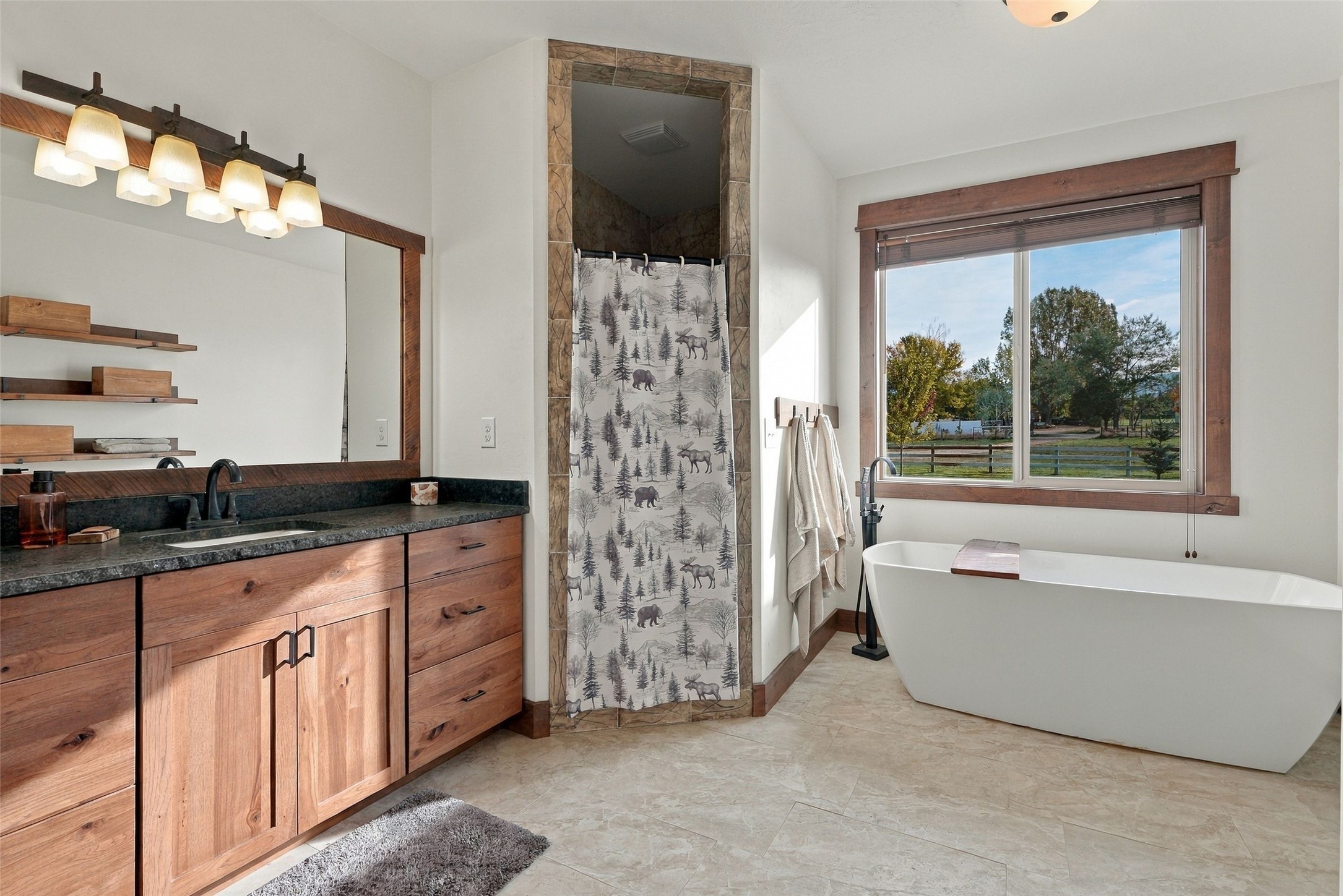 2015 View Lane Property Photo 17