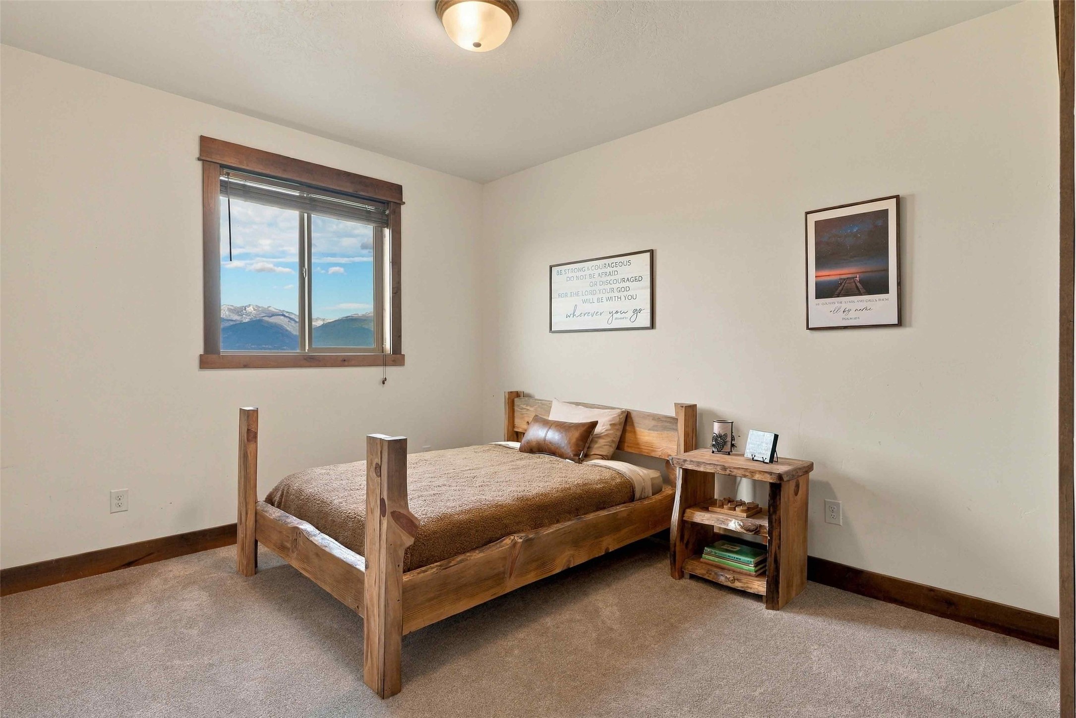 2015 View Lane Property Photo 19
