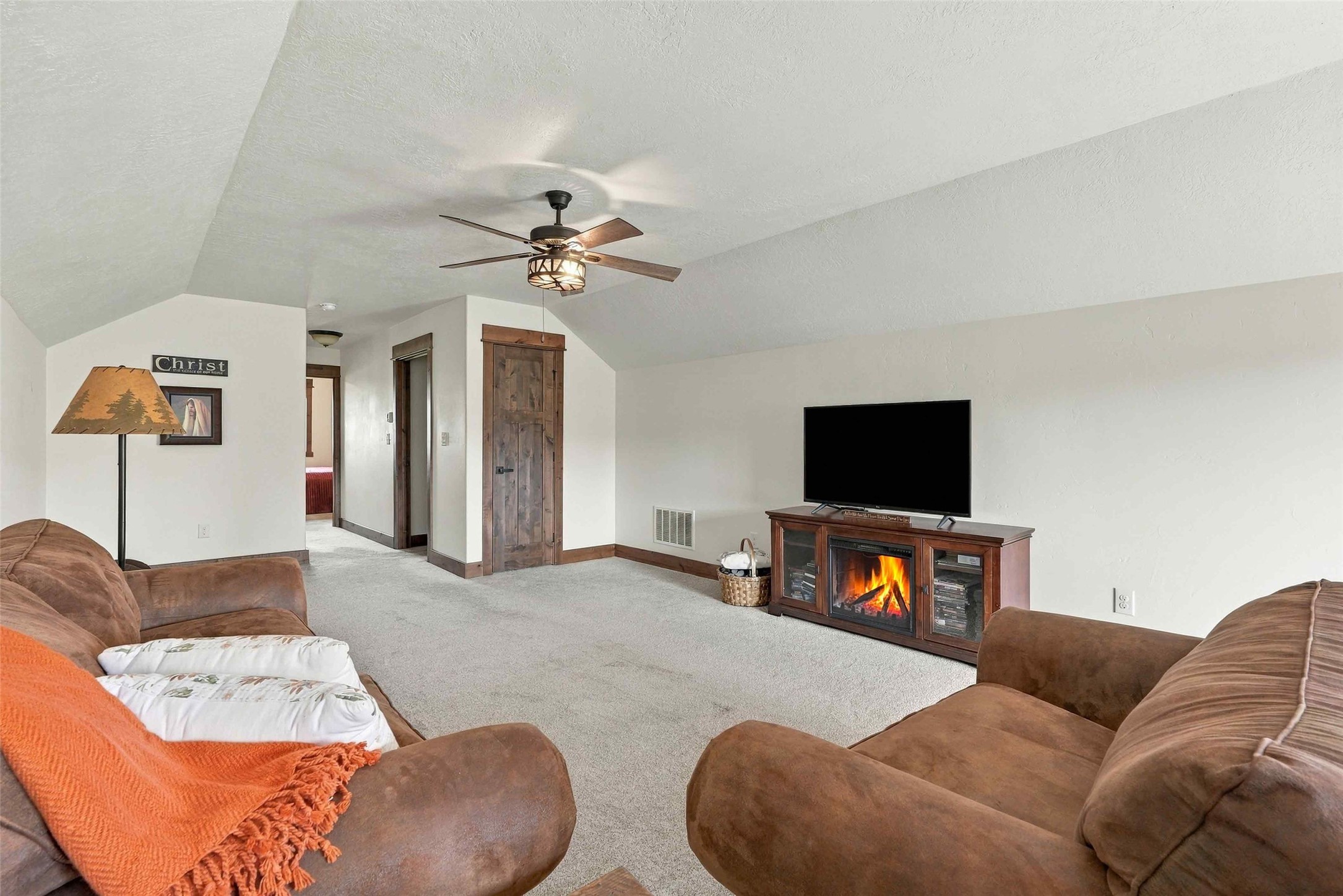 2015 View Lane Property Photo 24