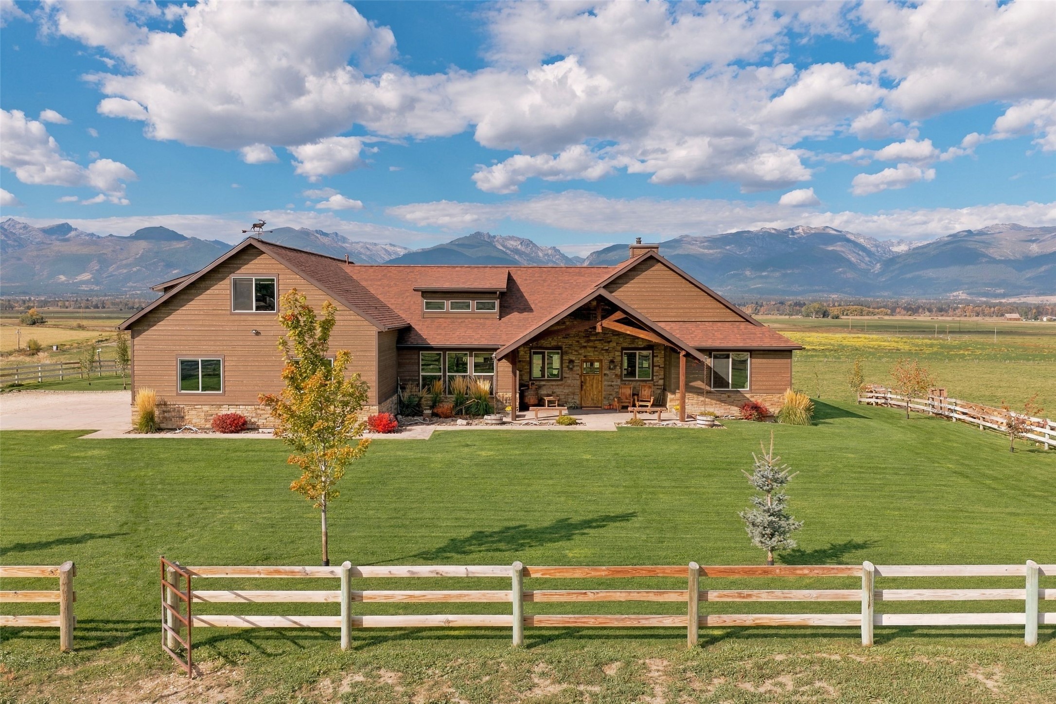 2015 View Lane Property Photo 42