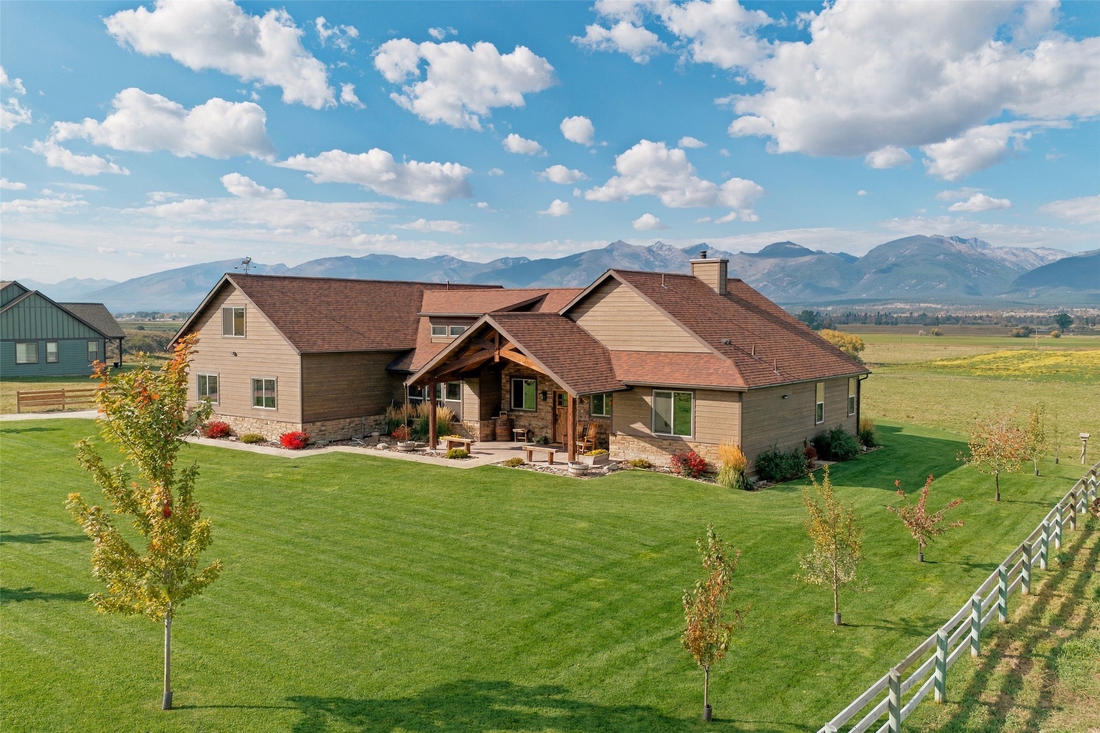 2015 View Lane Property Photo 43