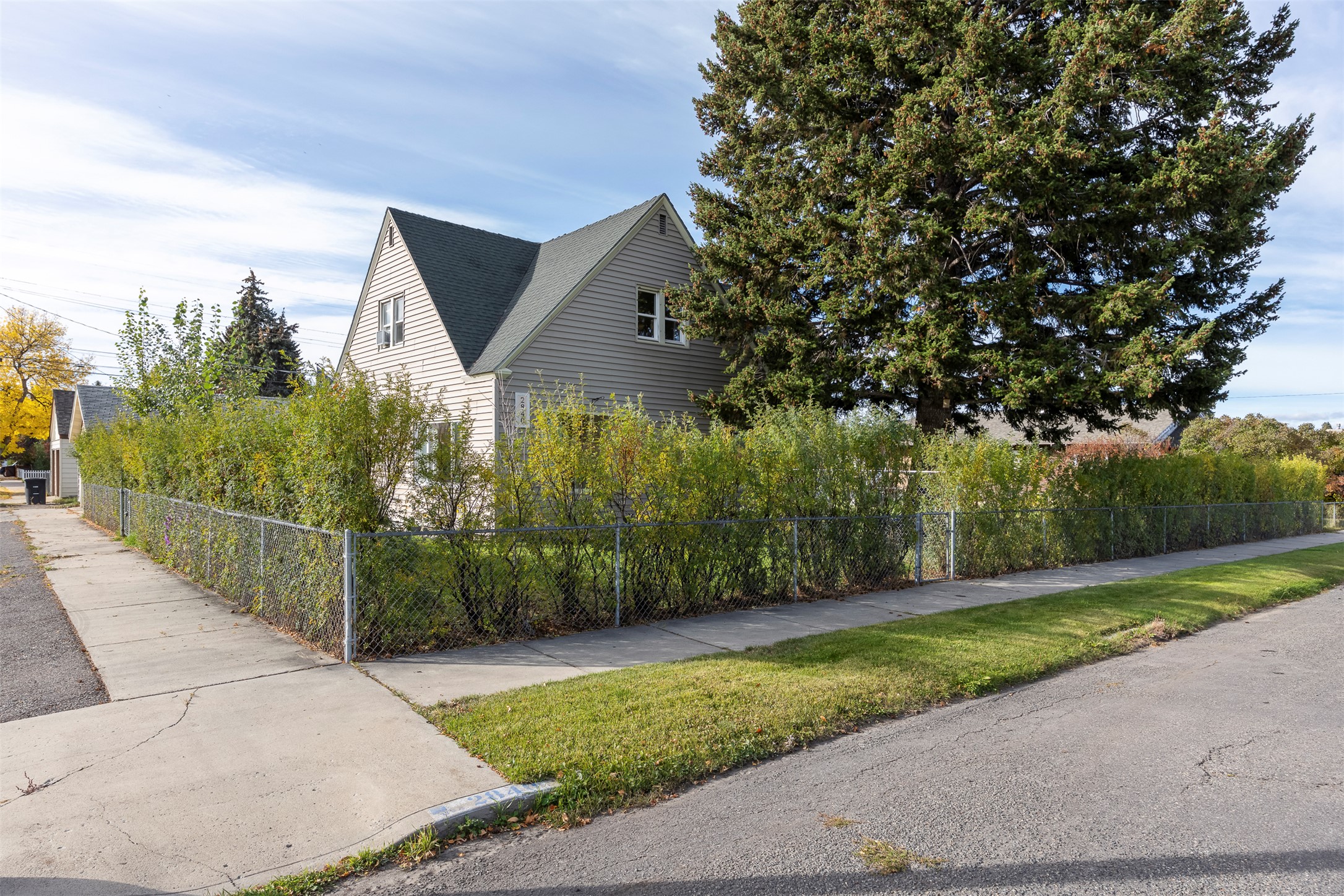 2840 Floral Boulevard Property Photo 14