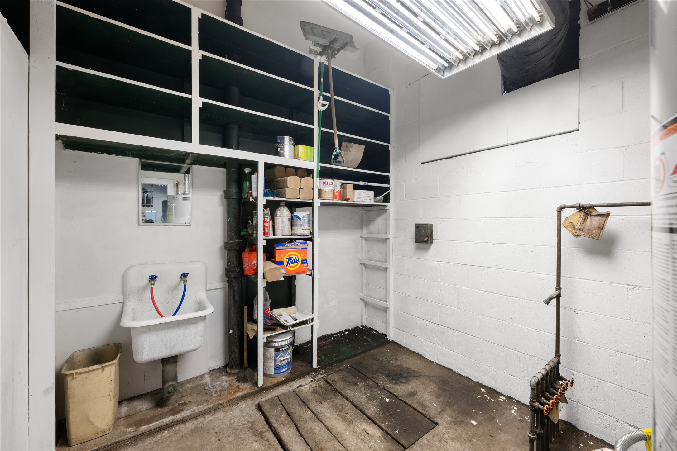 701 E Park Avenue Property Photo 22
