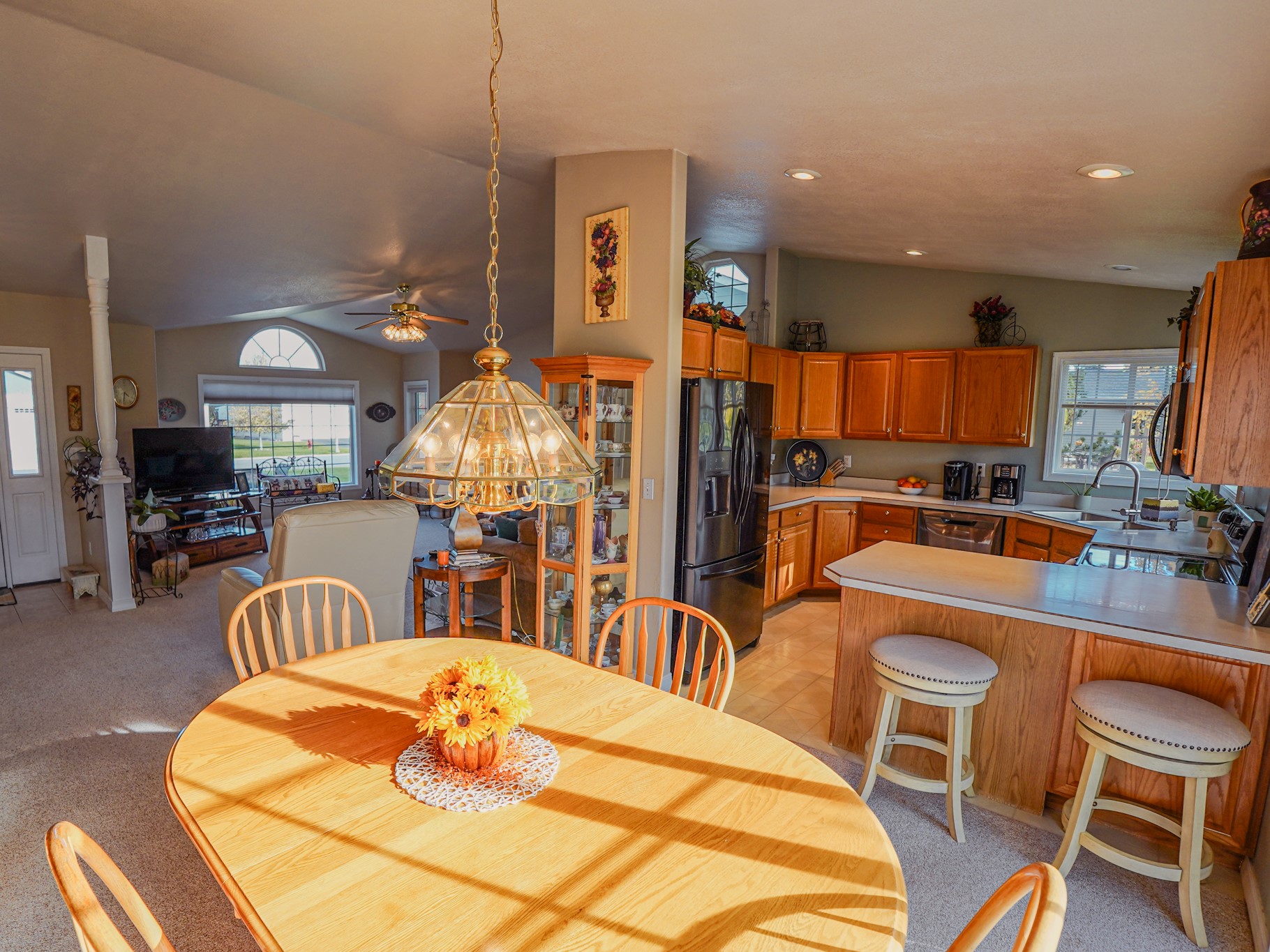 80 E Nicklaus Avenue Property Photo 9