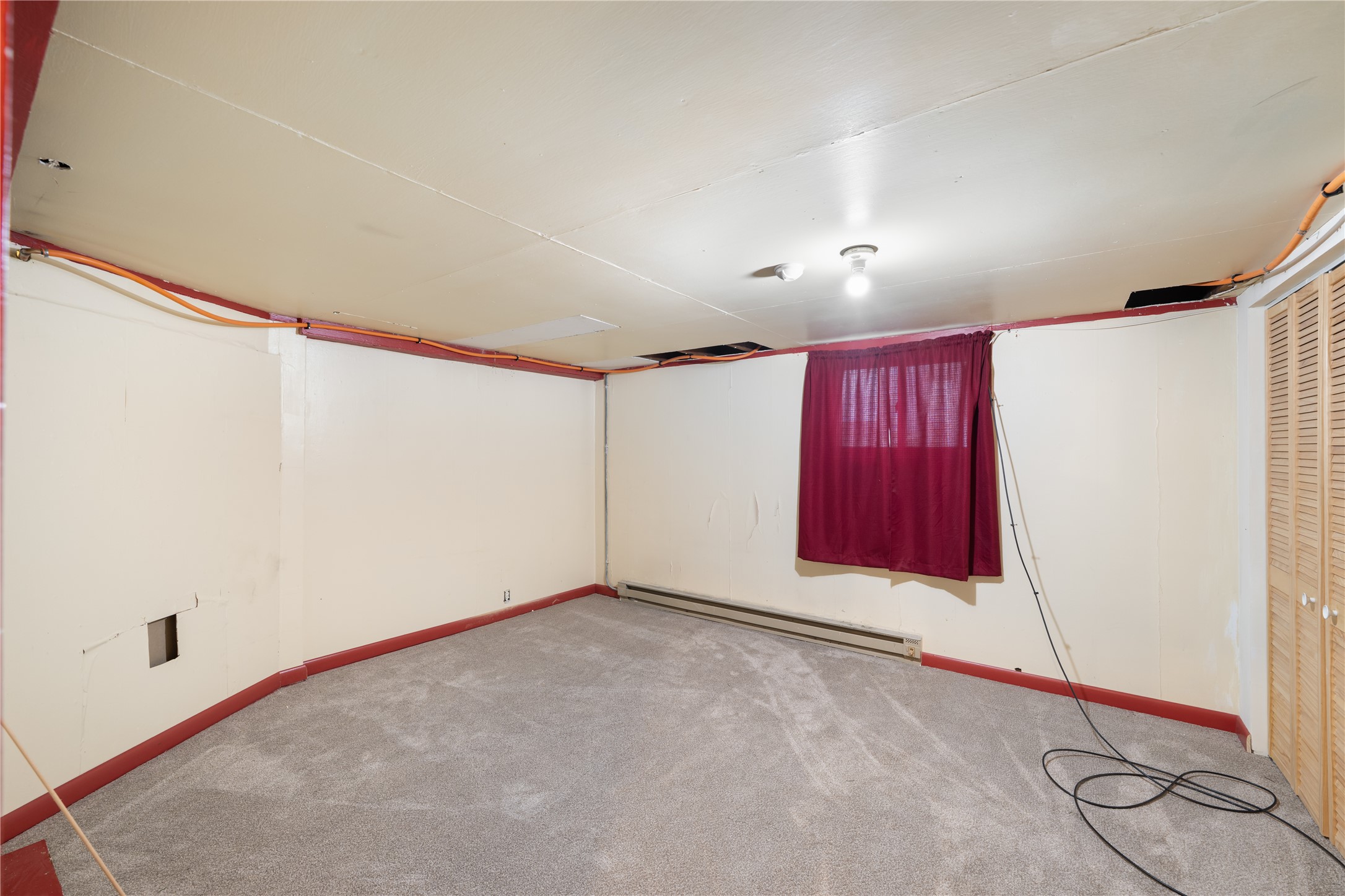 109 W 6th Street Property Photo 39