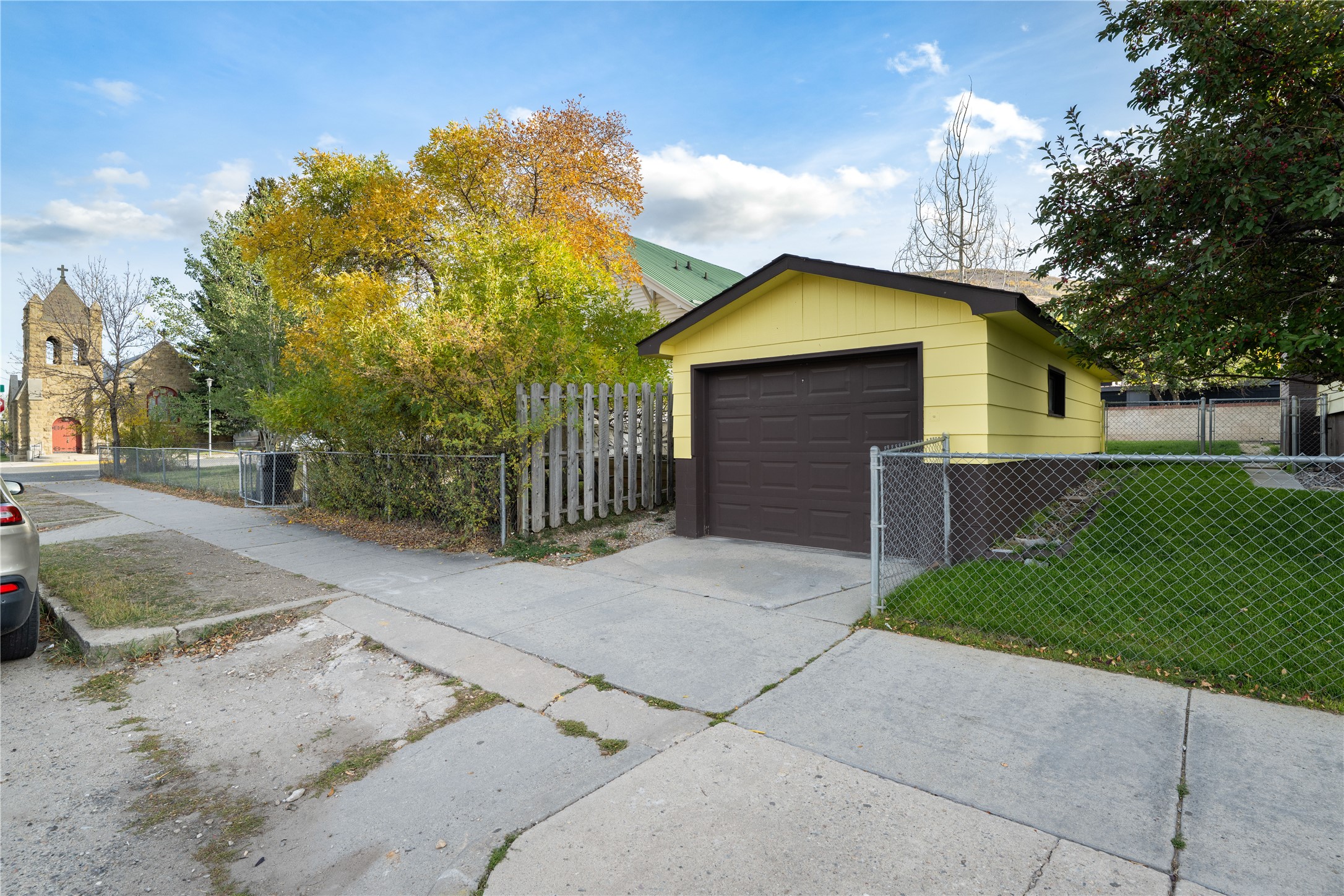 109 W 6th Street Property Photo 50