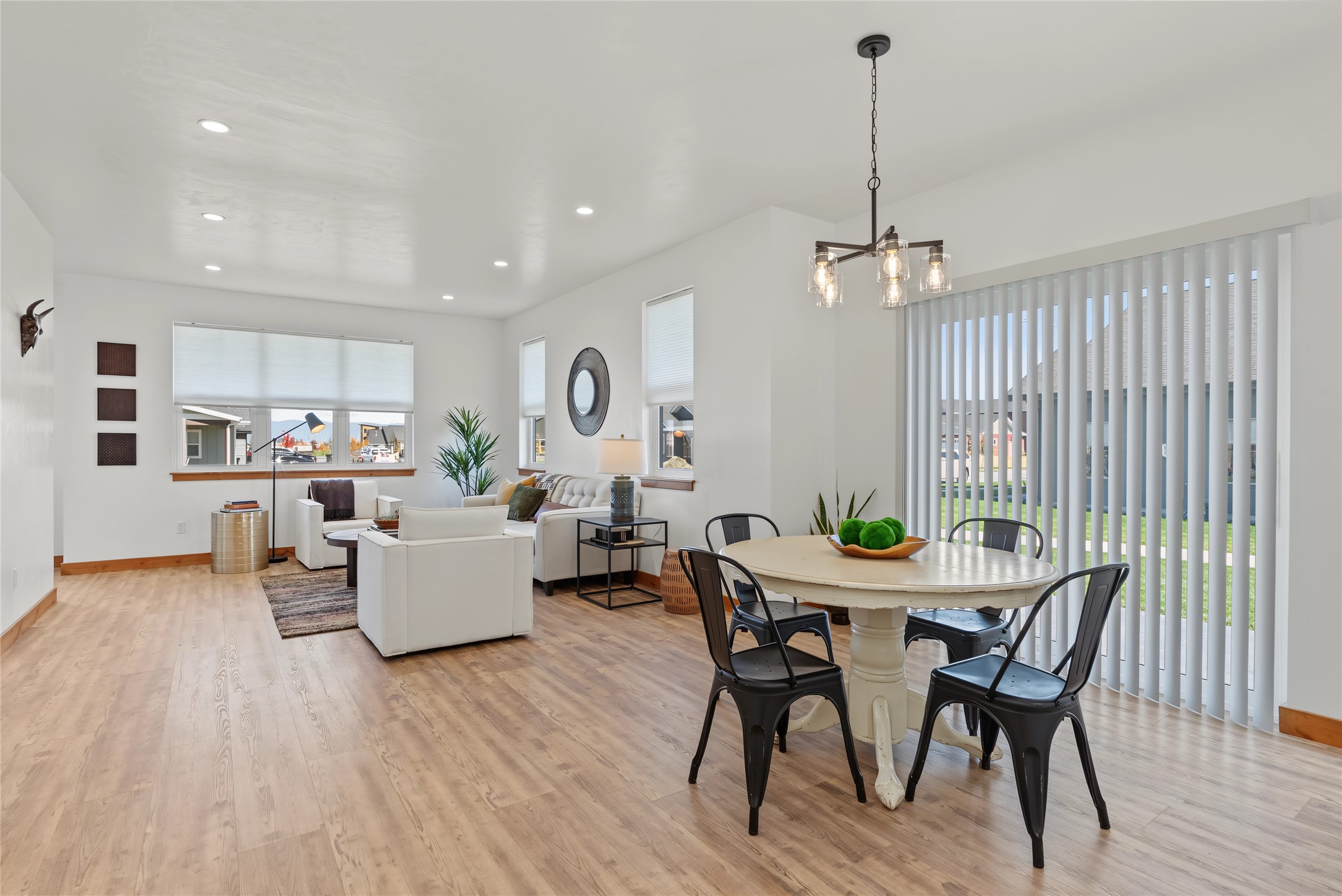 710 August Way Property Photo 5