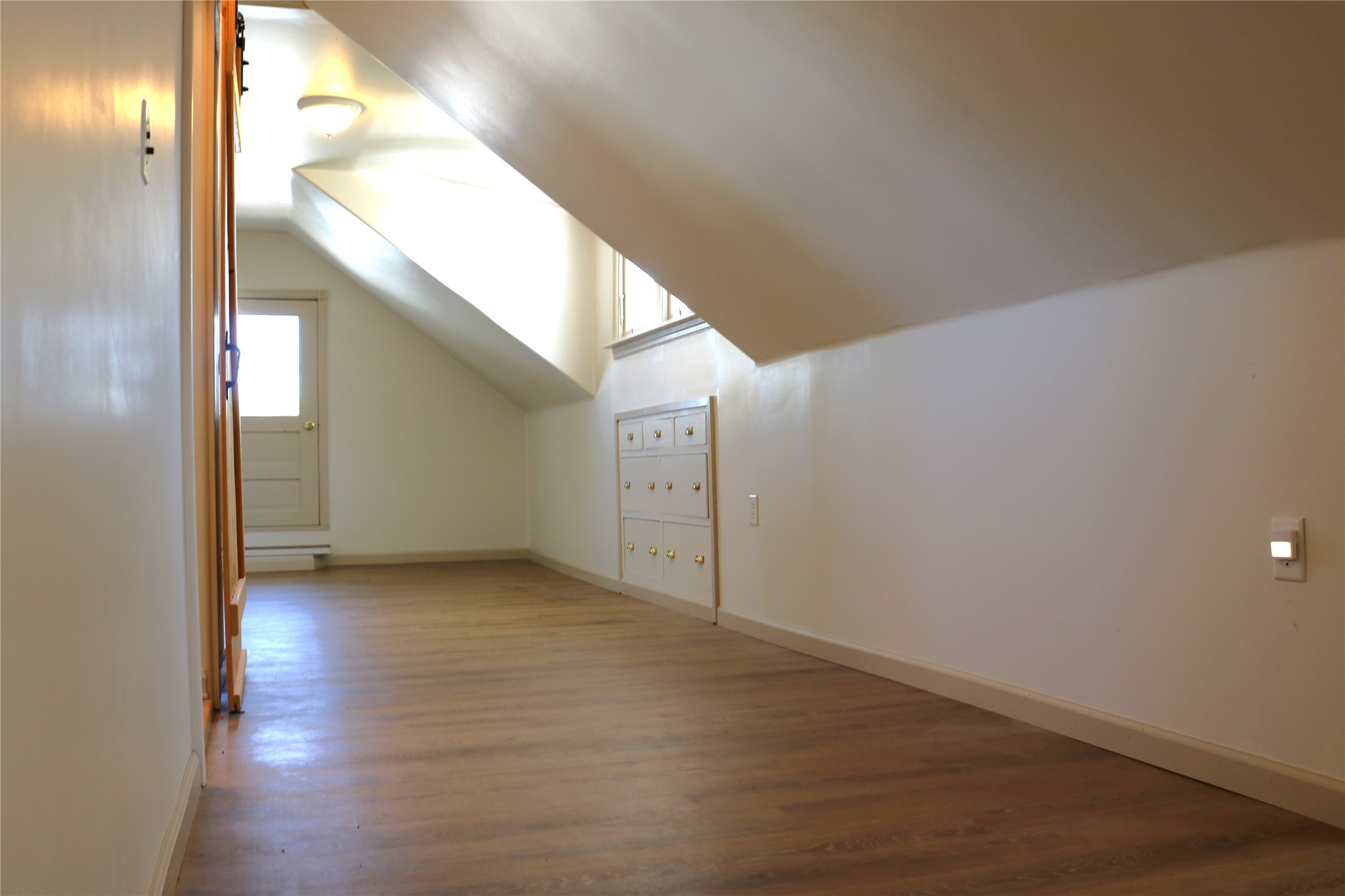 429 Illinois Avenue Property Photo 19