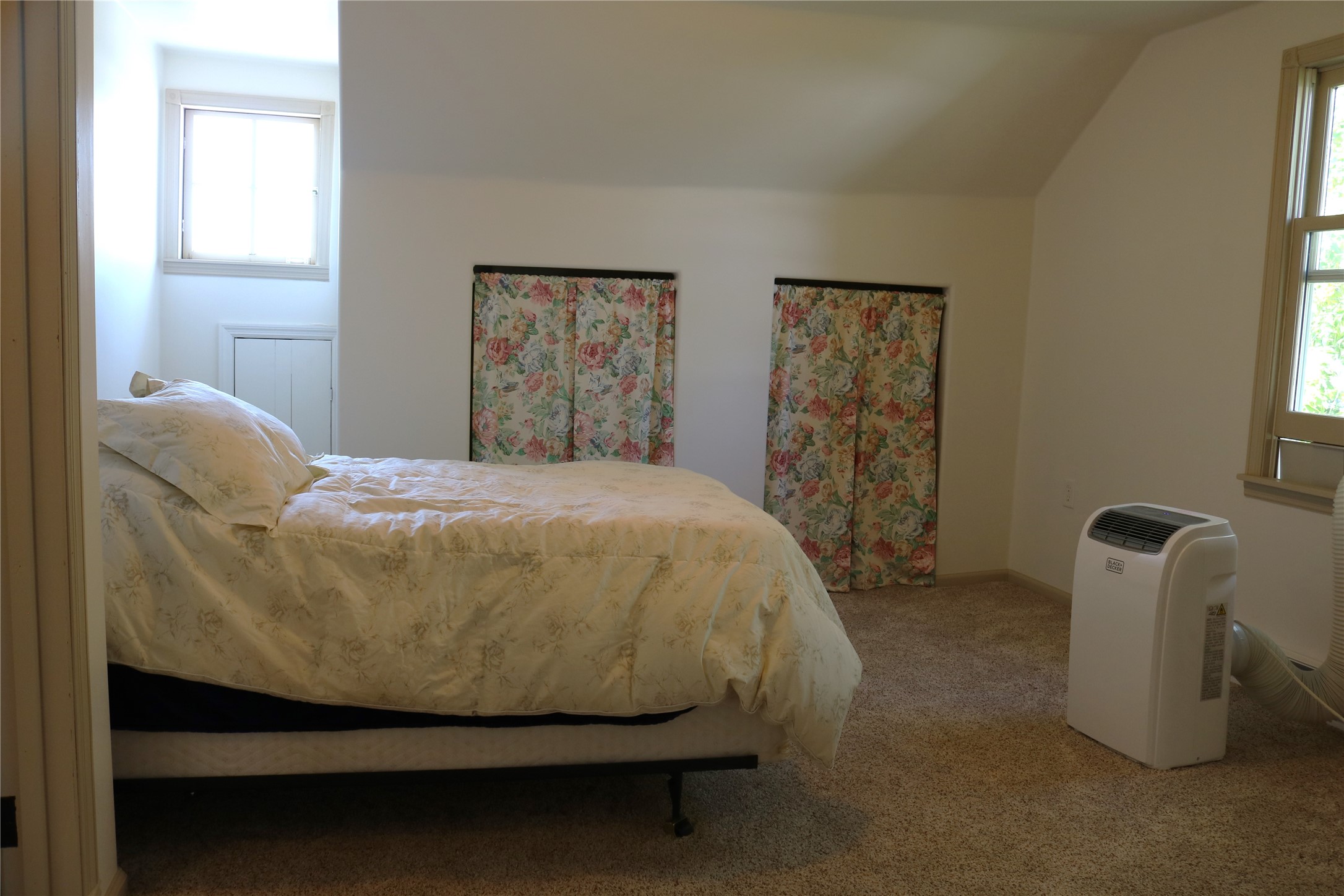 429 Illinois Avenue Property Photo 20