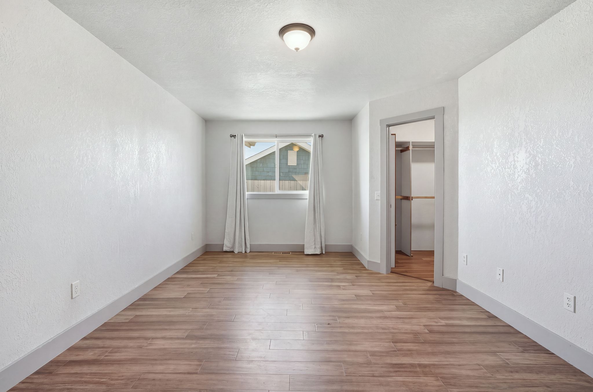 6 Snow Goose Court Property Photo 32