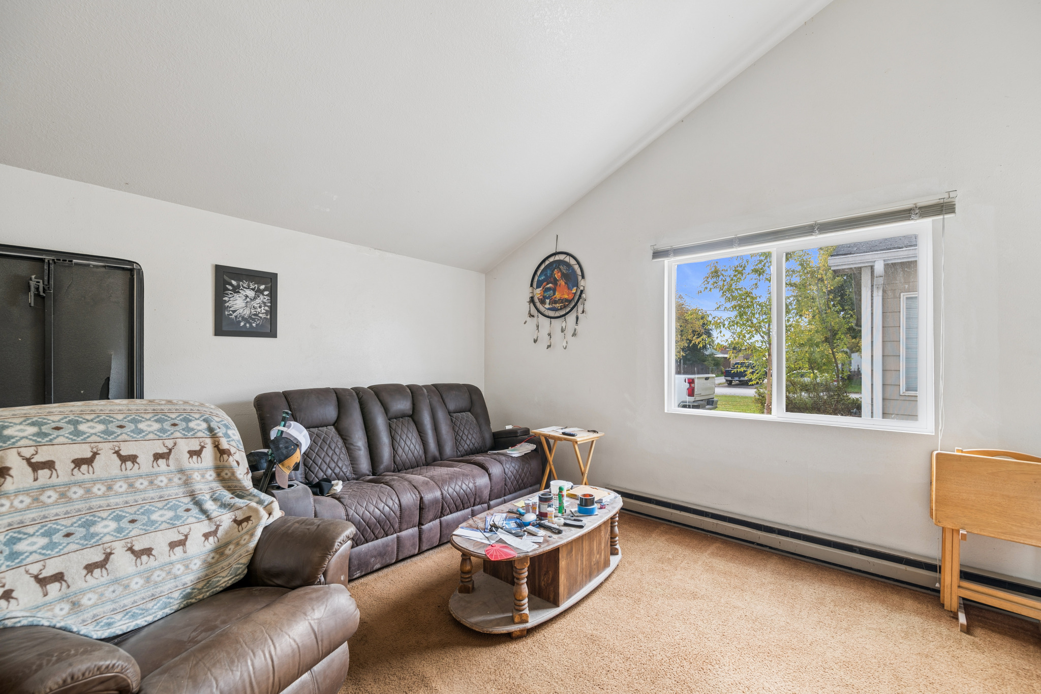 535/537 10th Avenue W Property Photo 8