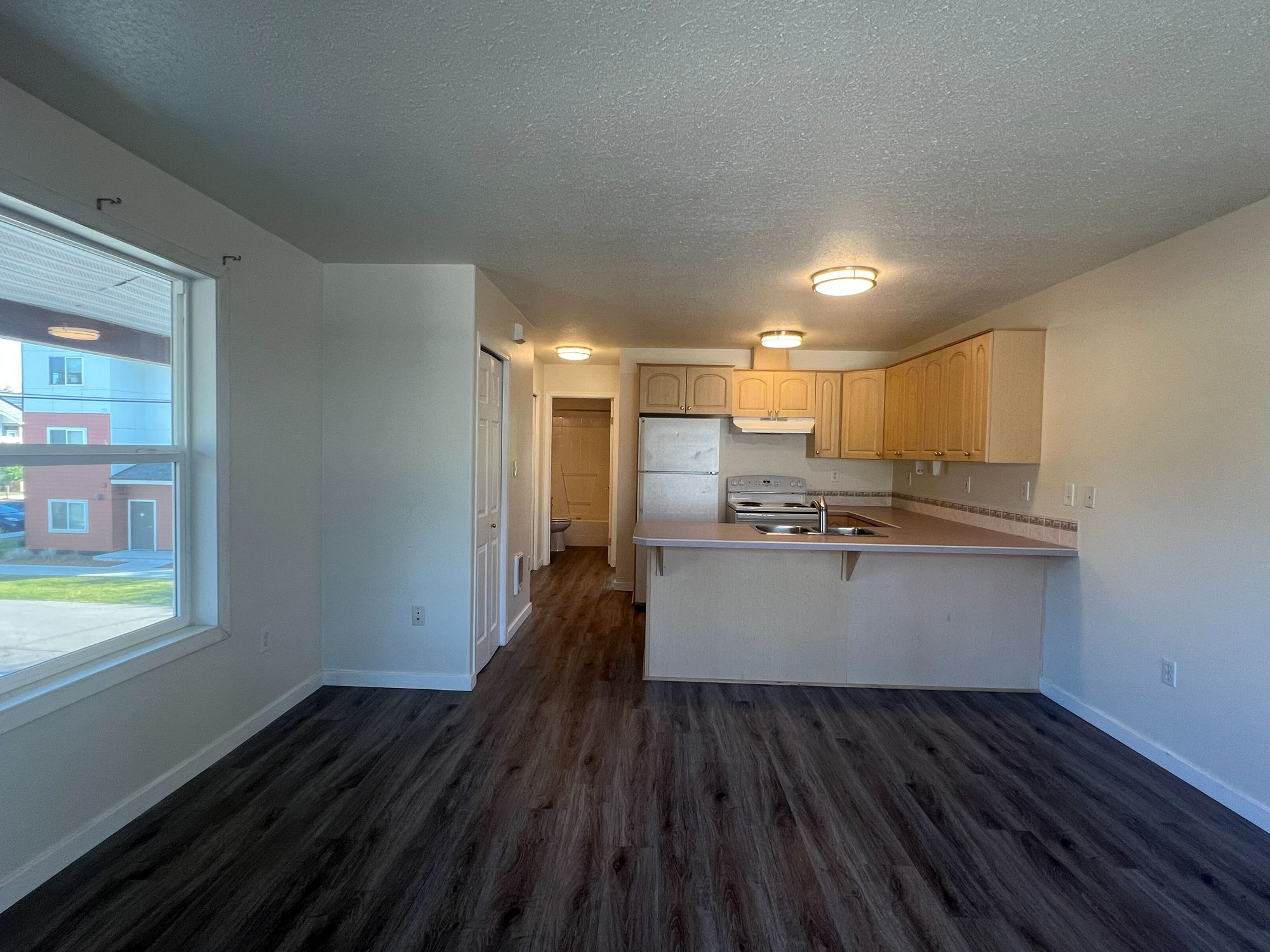 121 Iowa Avenue Building 2 (14 Units) Property Photo 16