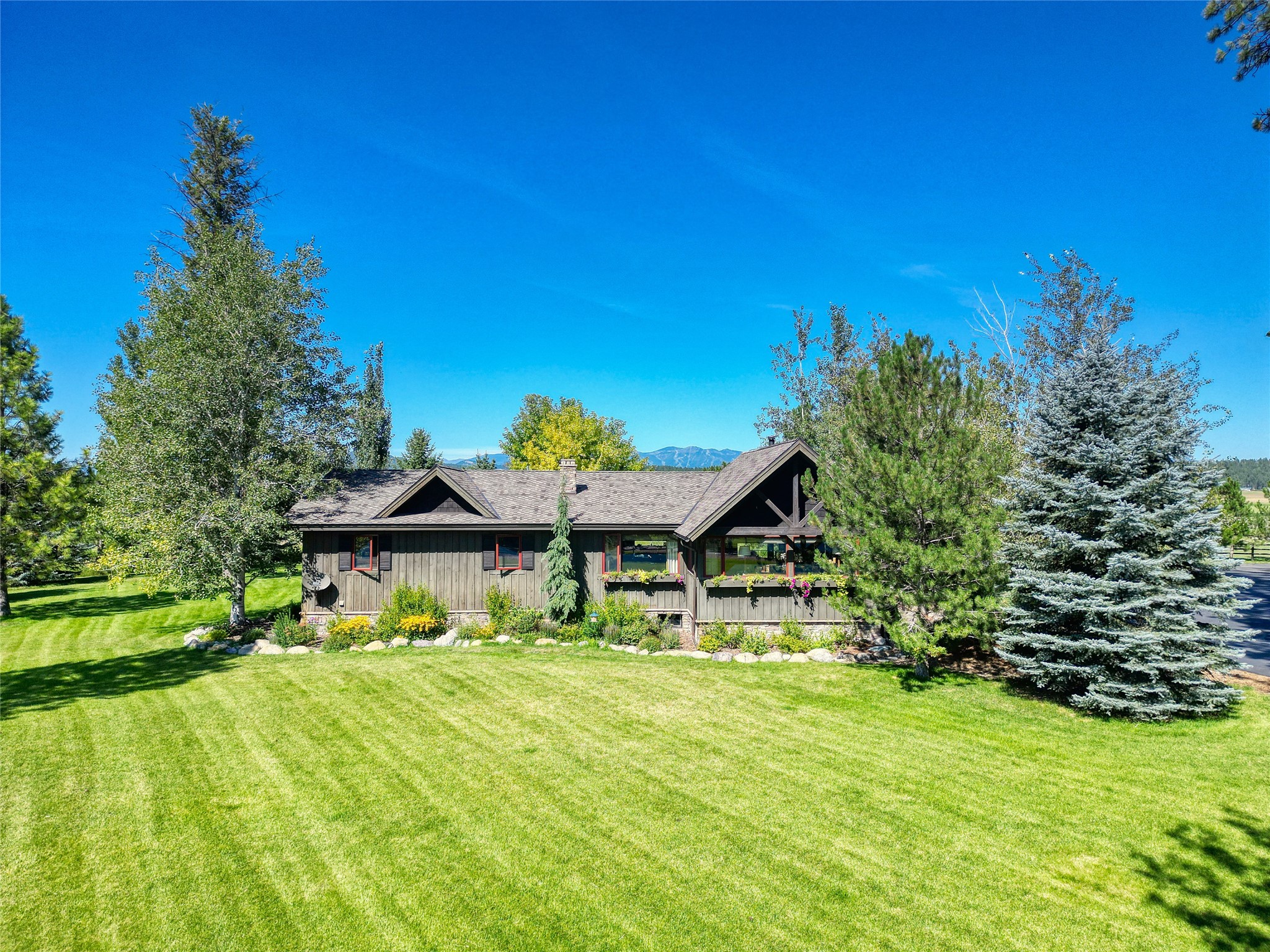 1212 Spring Prairie Ranch Road Property Photo 3
