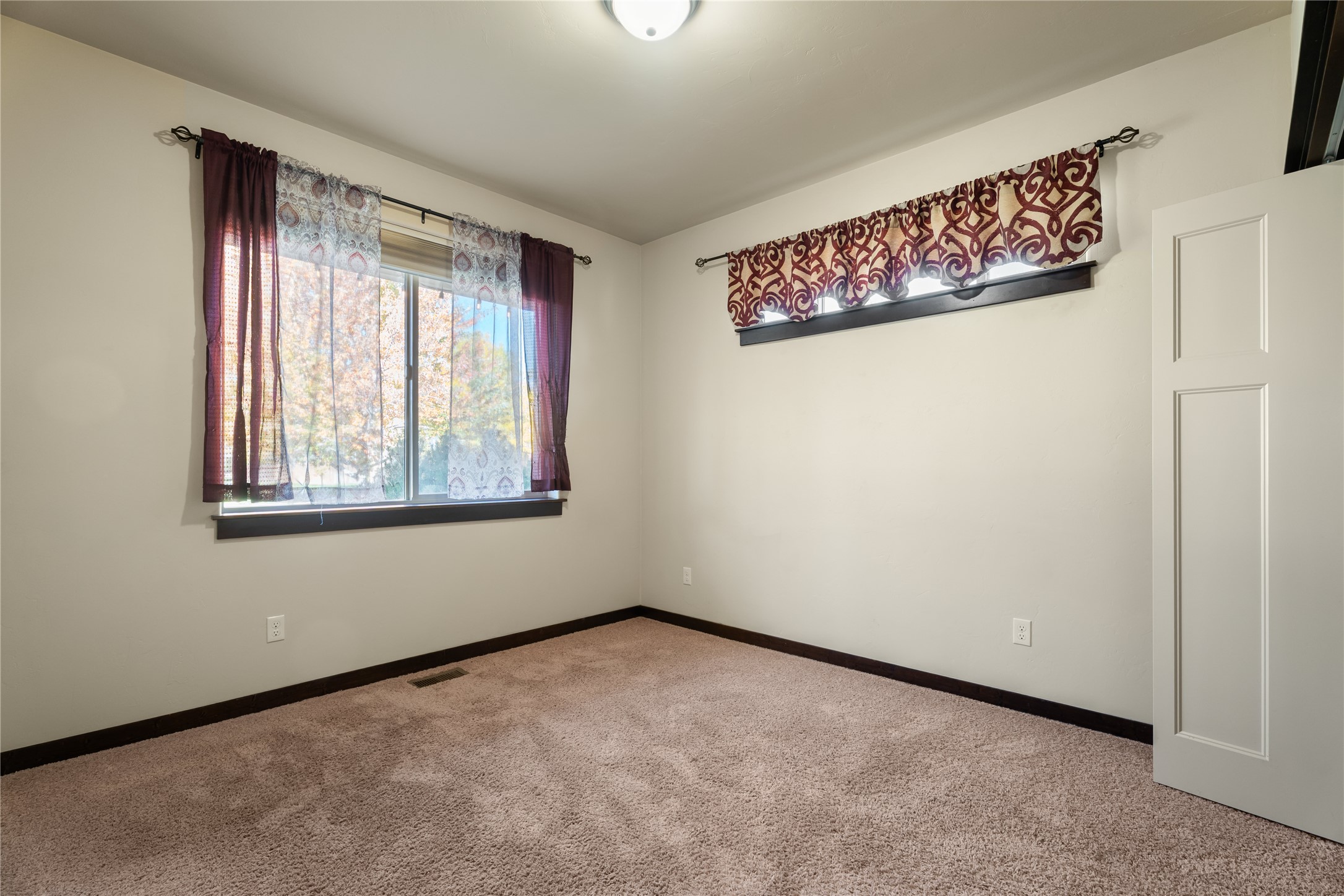 2430 Ferguson Avenue Property Photo 12