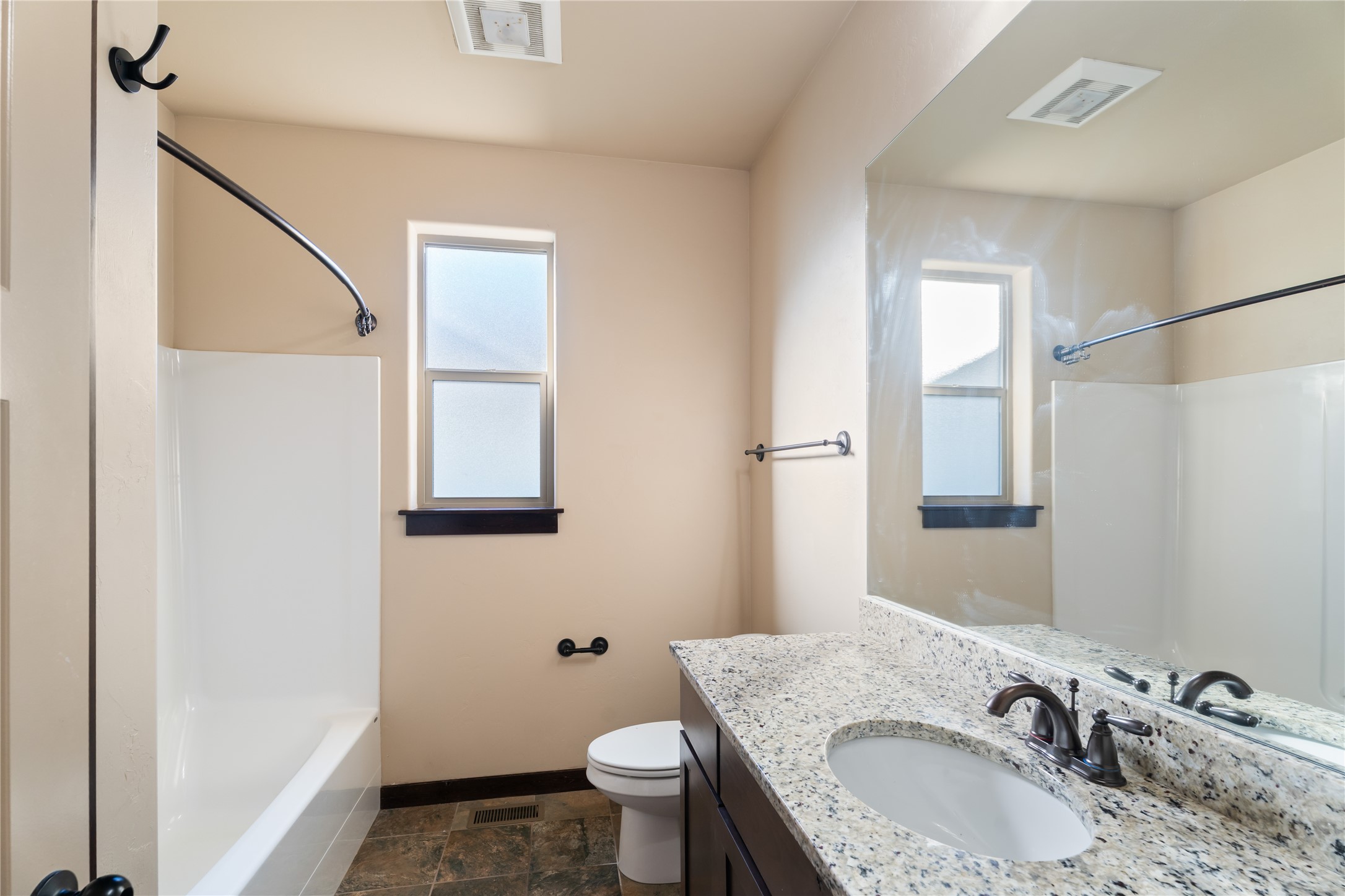 2430 Ferguson Avenue Property Photo 13