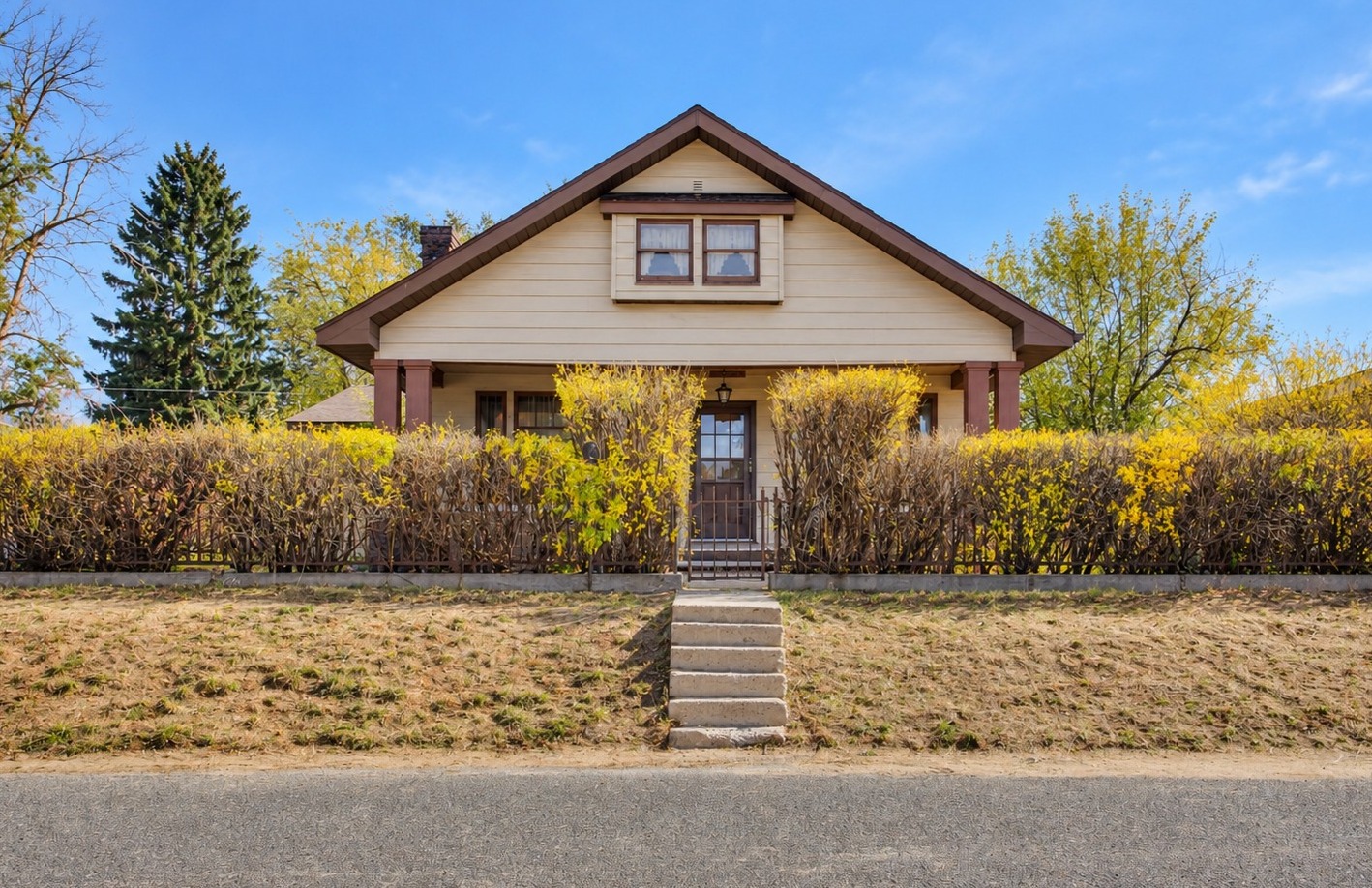 1914 Massachusetts Avenue Property Photo 1