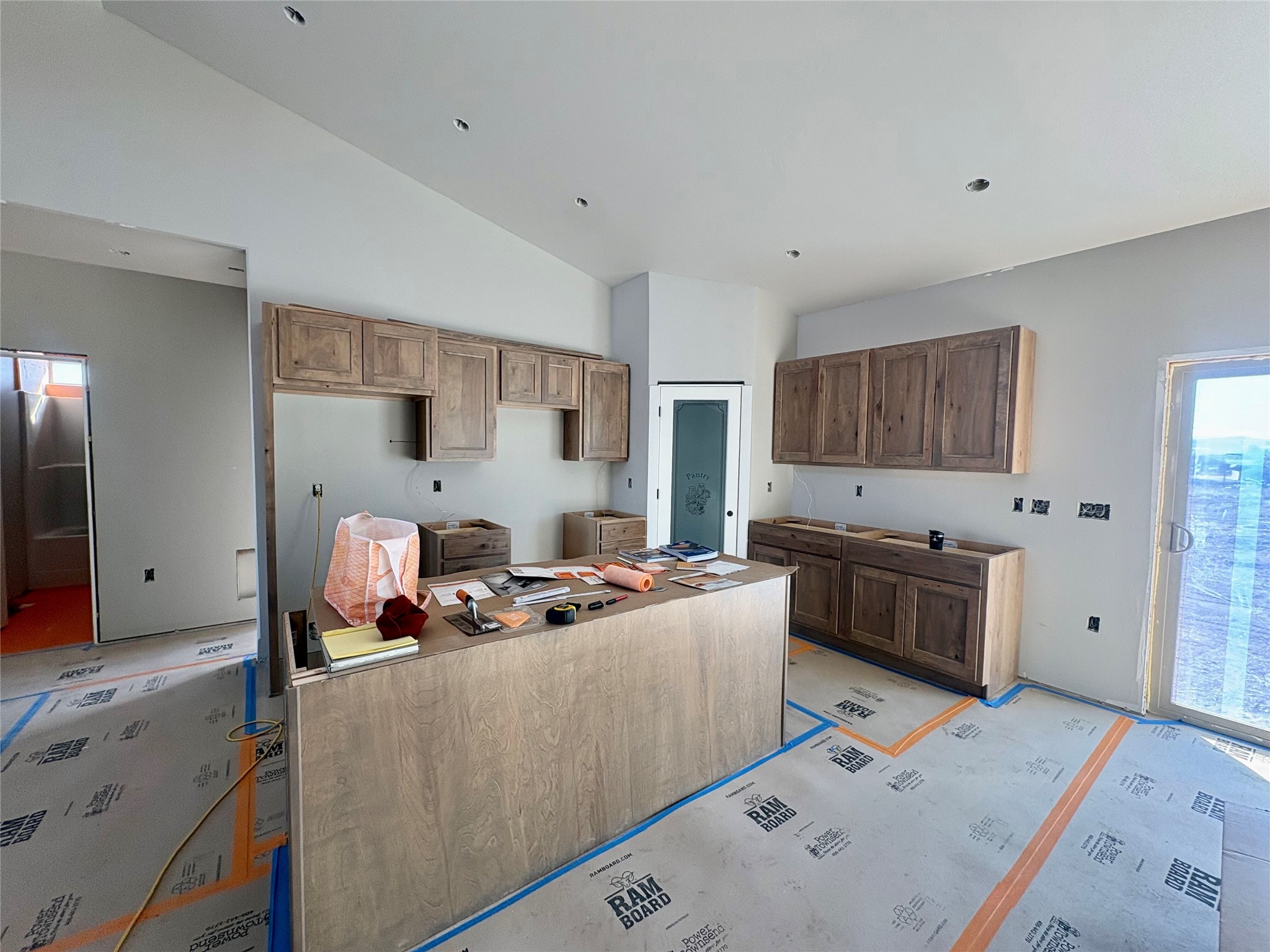 1187 Hunter Road Property Photo 5