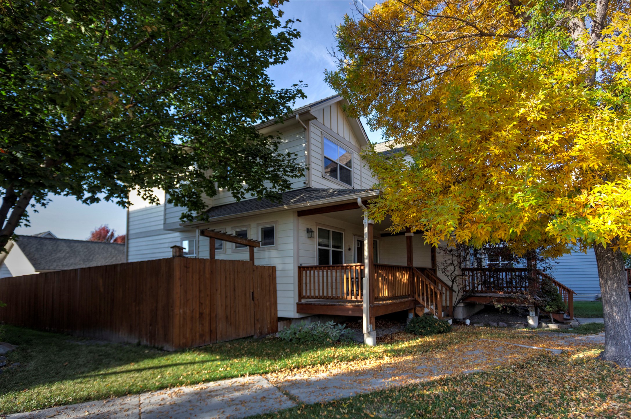4942 Potter Park Loop B Property Photo 2