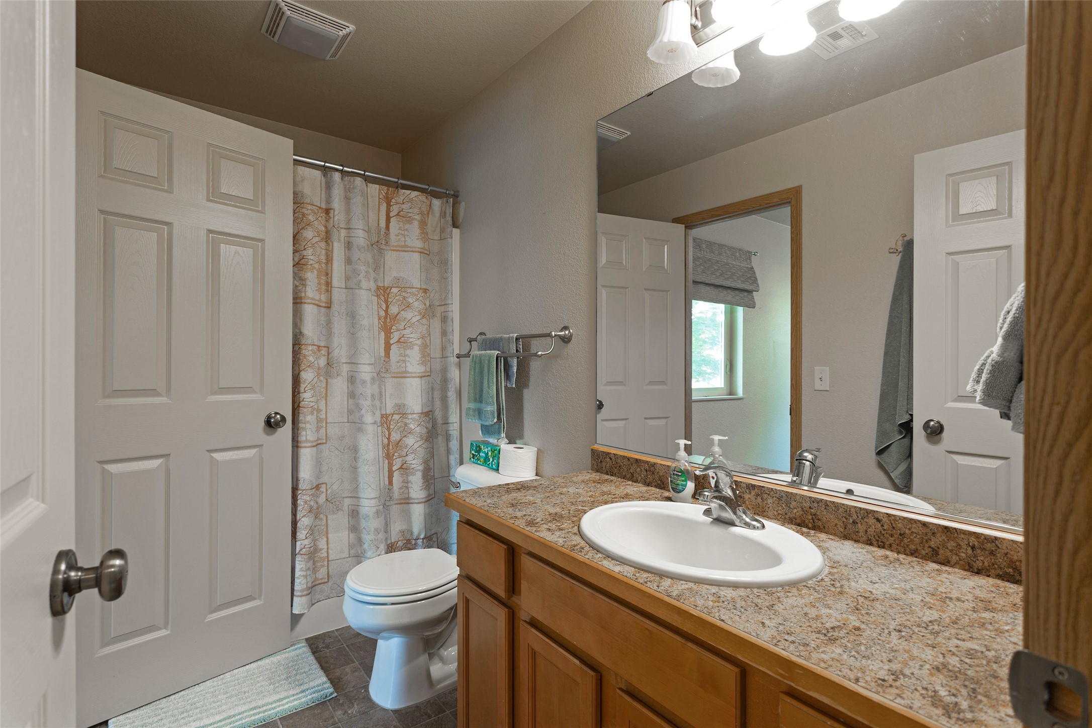 4942 Potter Park Loop B Property Photo 14