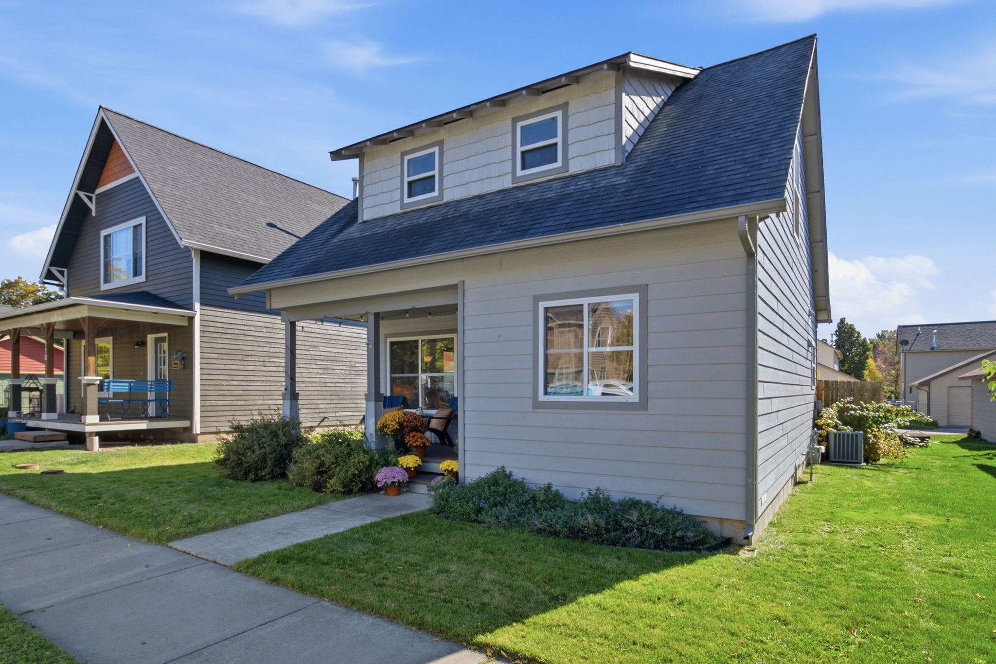 112 Bentley Park Loop Property Photo 3