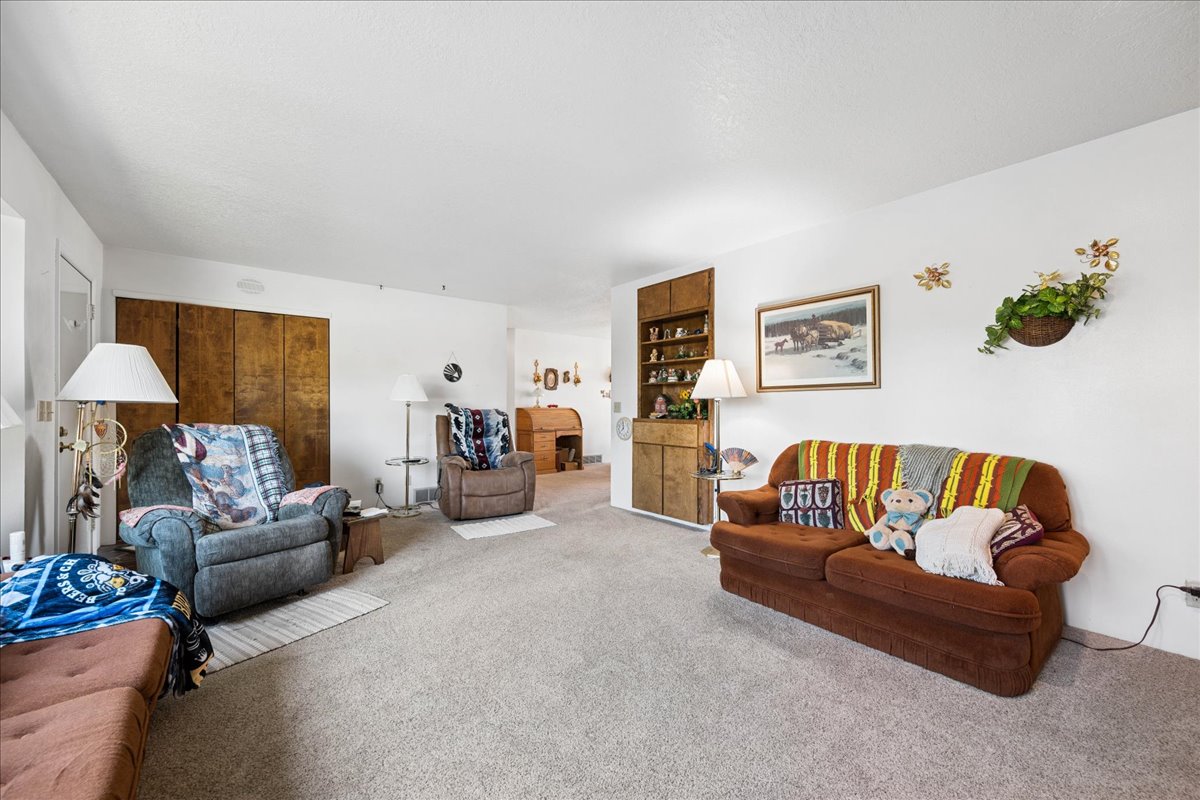 1418 Woodland Avenue Property Photo 10
