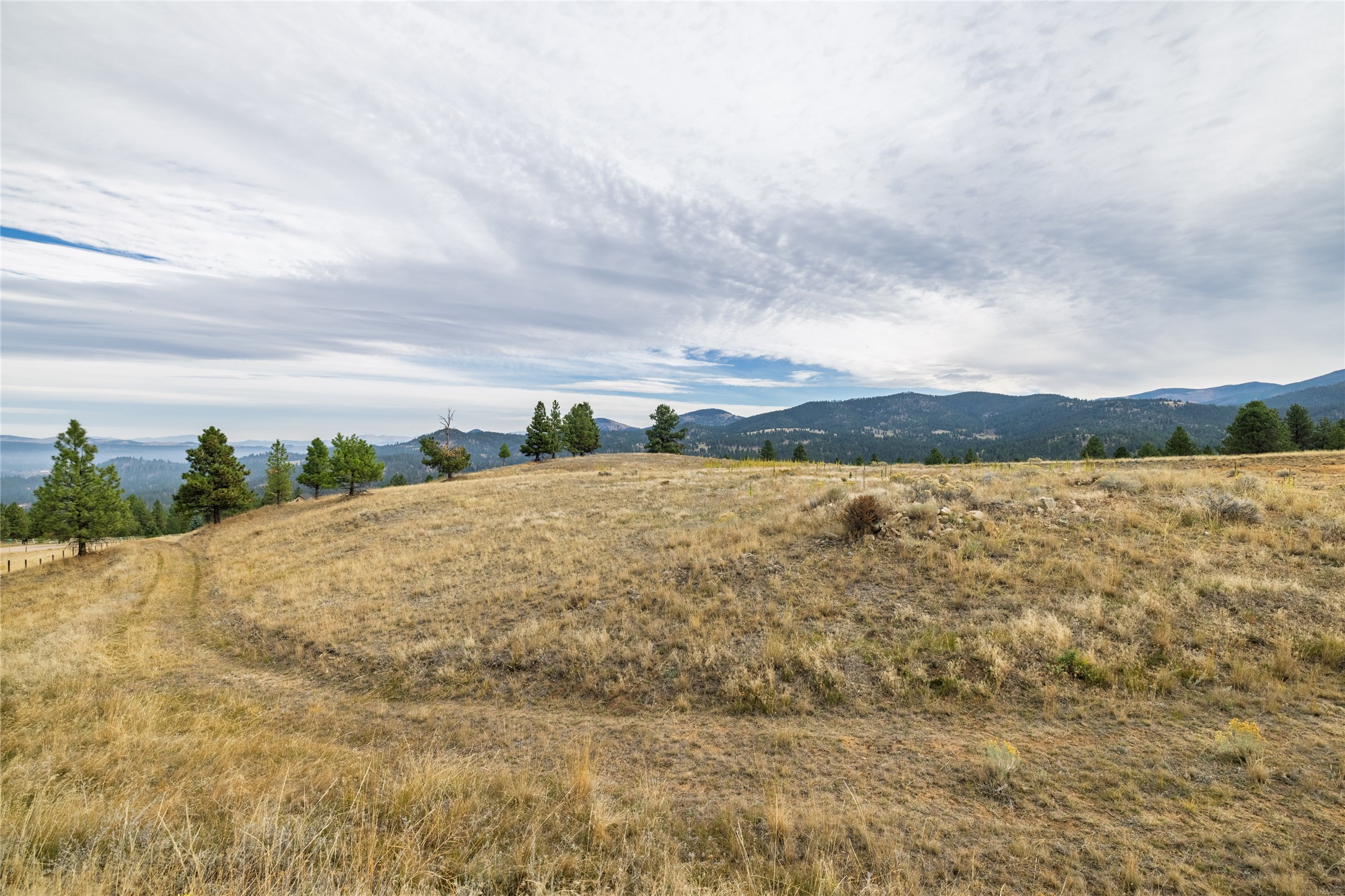 4 Mountain Meadow Road Property Photo 5