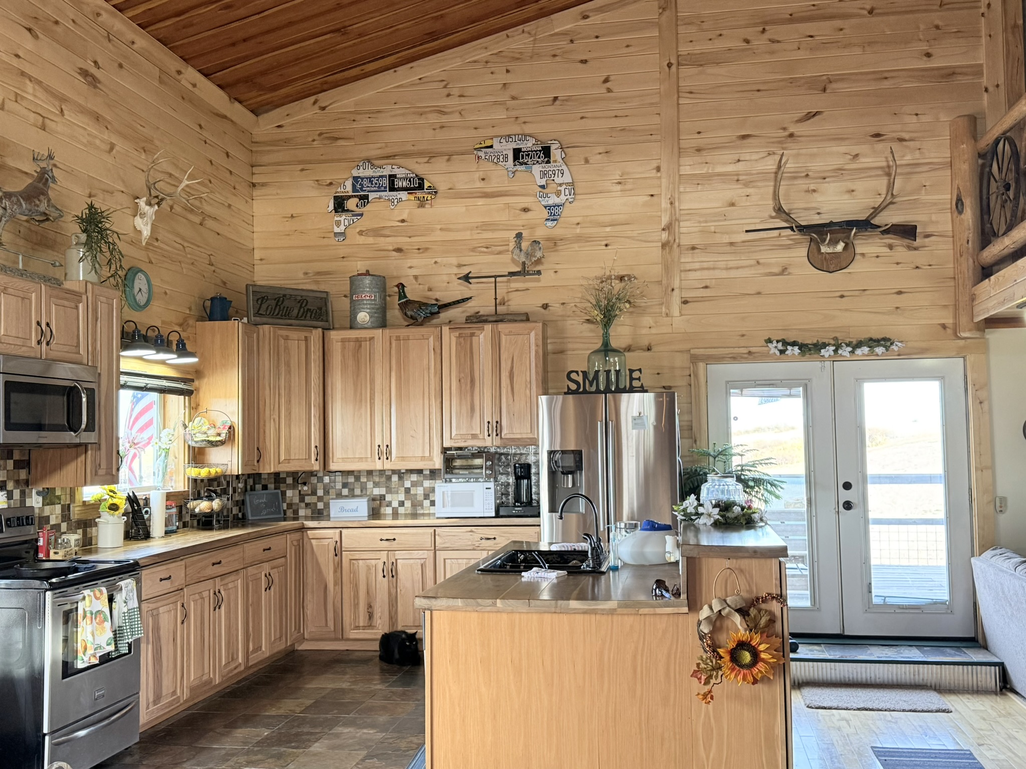 508 Goodwyn Coulee Road Property Photo 3