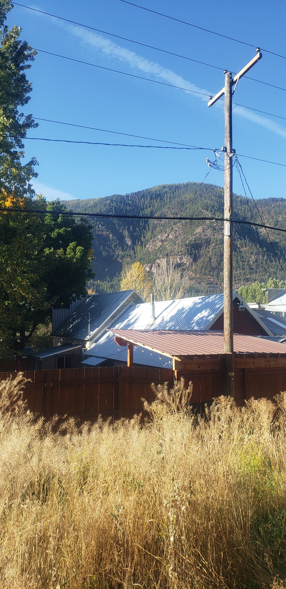 516 Railroad Avenue Property Photo 10