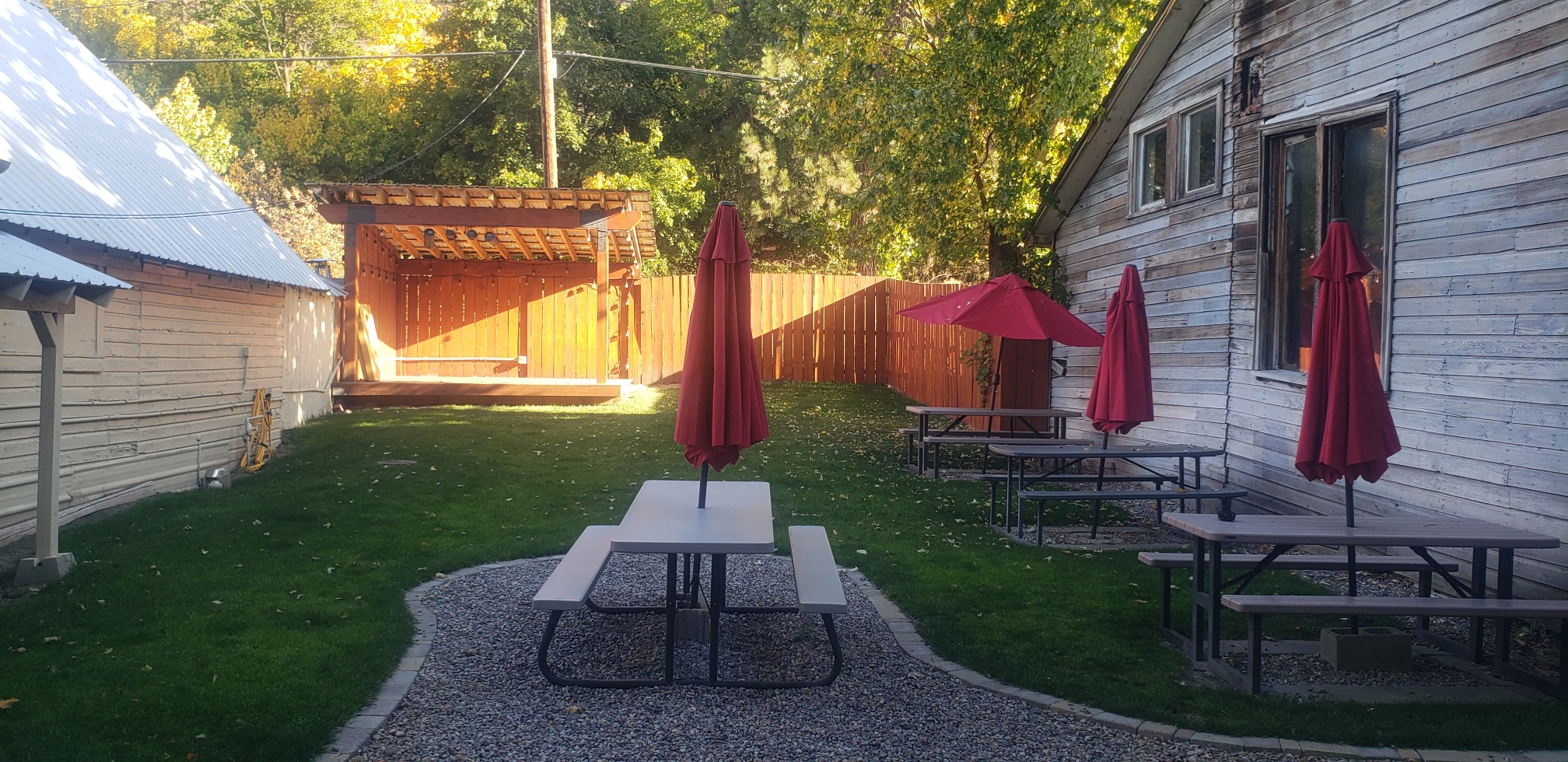 516 Railroad Avenue Property Photo 25