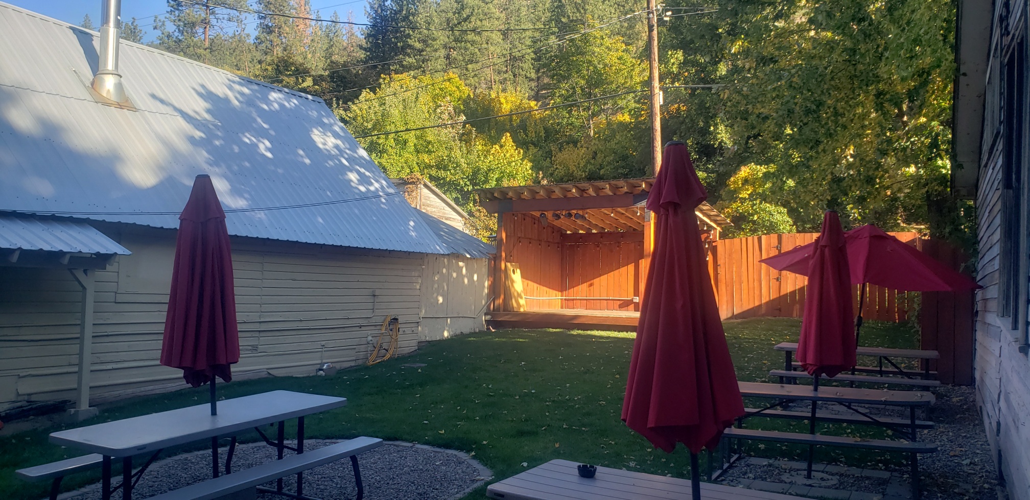 516 Railroad Avenue Property Photo 26