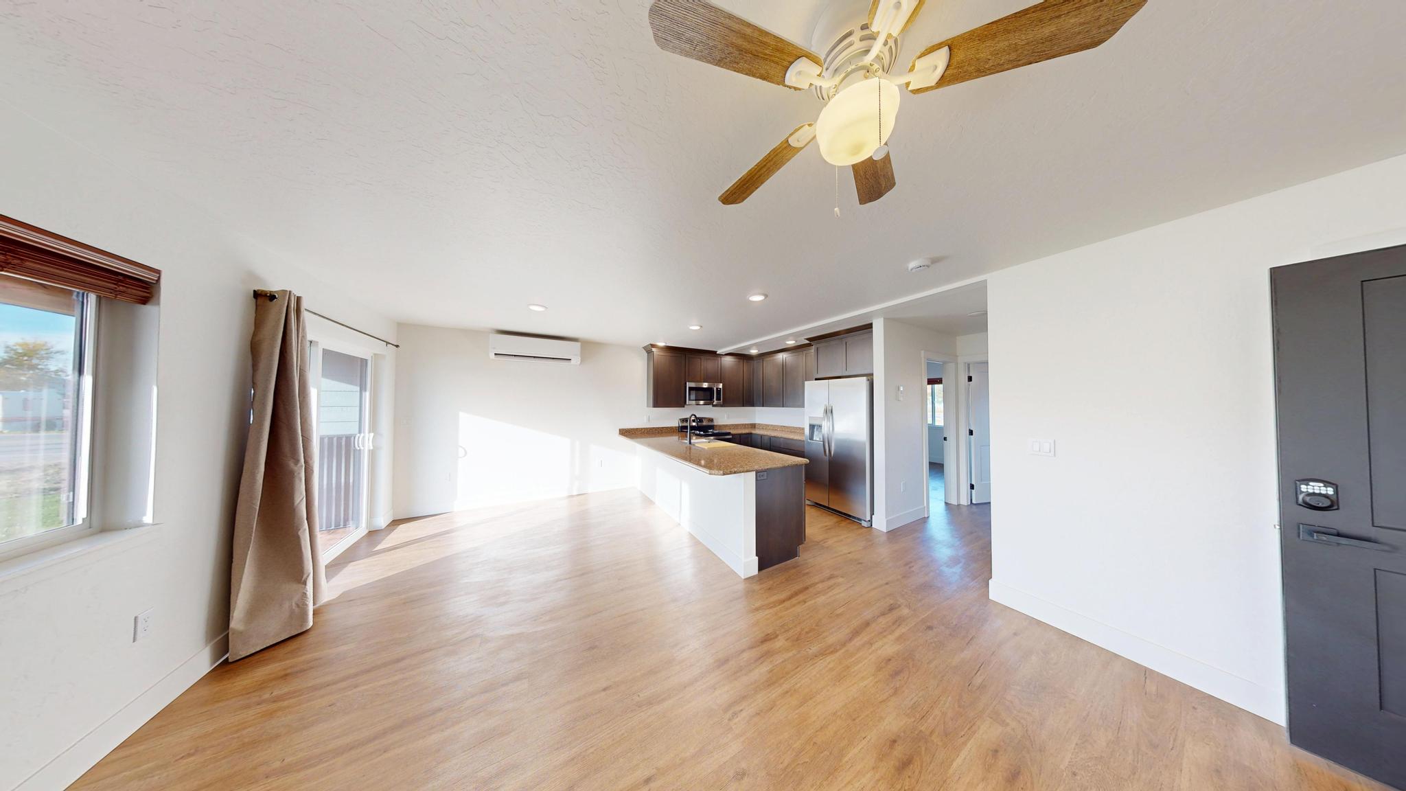 10 9th Avenue Sw A, B C And D Property Photo 8