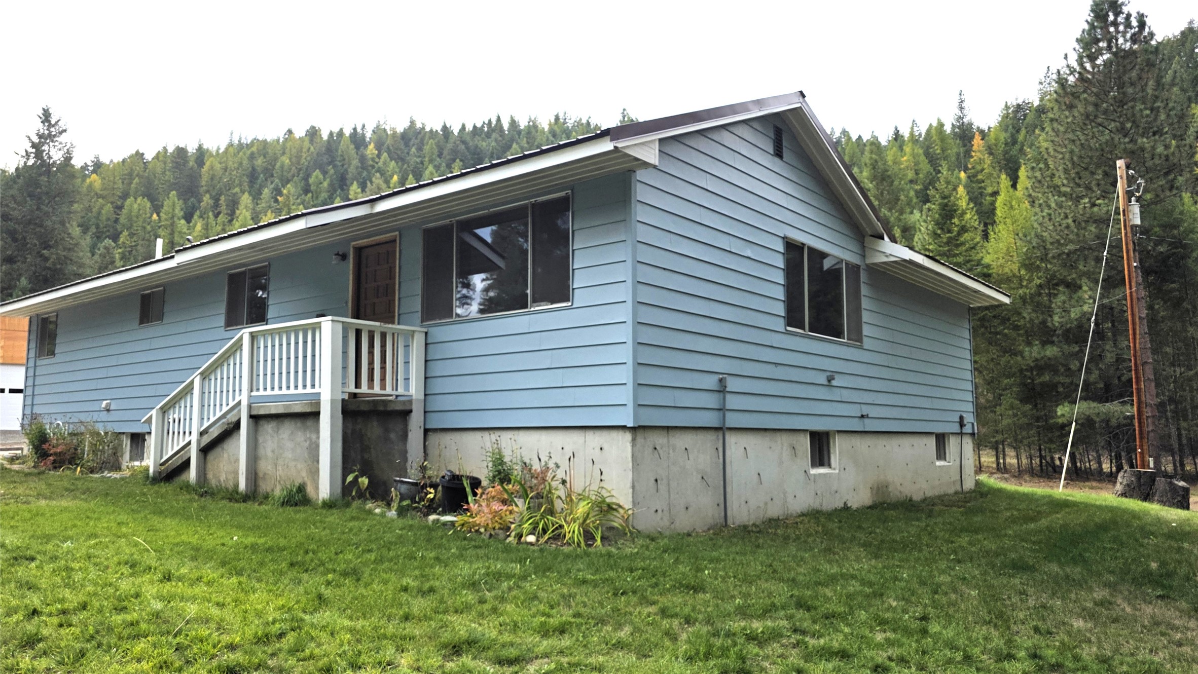 610 Conifer Road Property Photo 3
