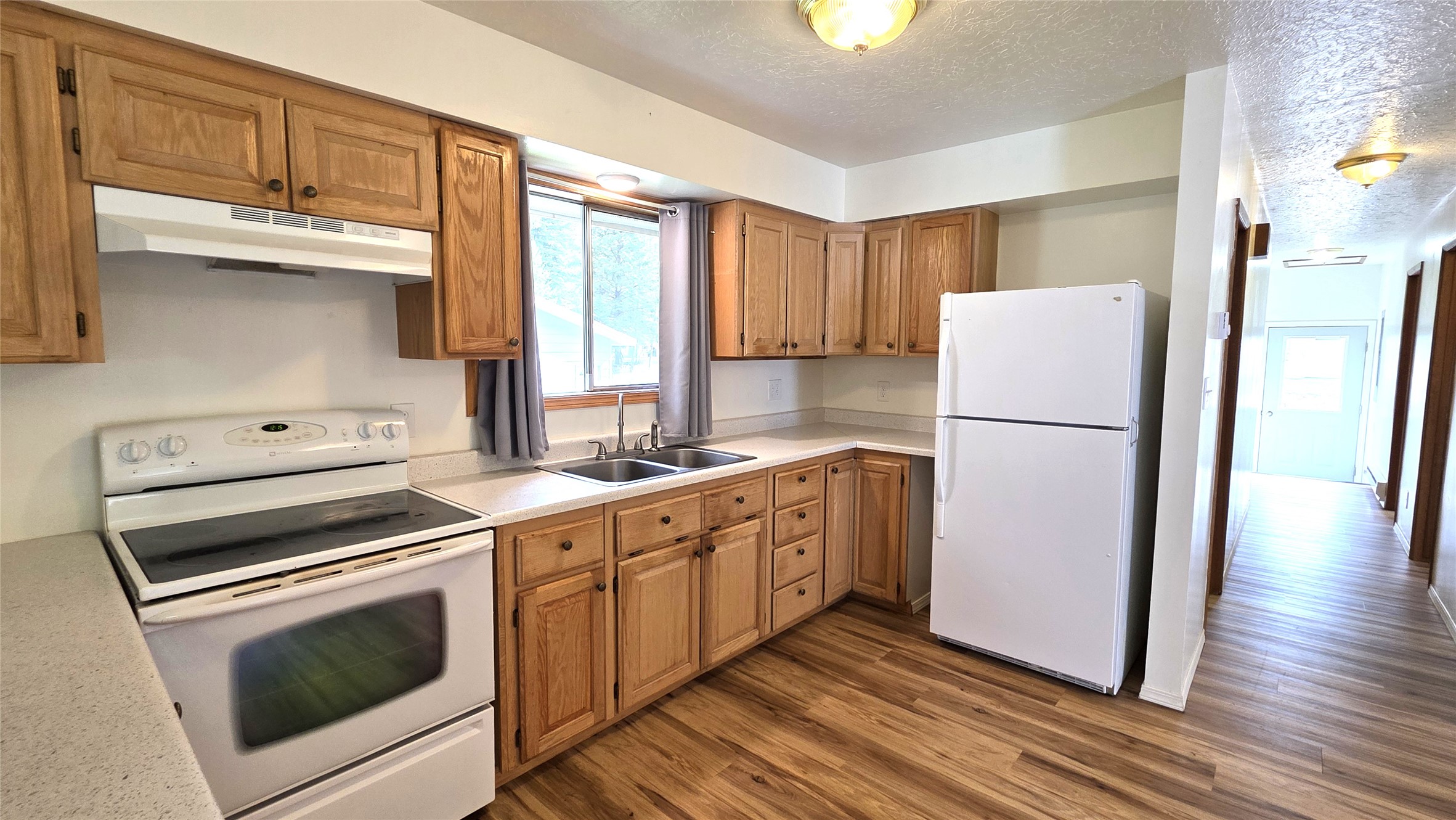 610 Conifer Road Property Photo 10