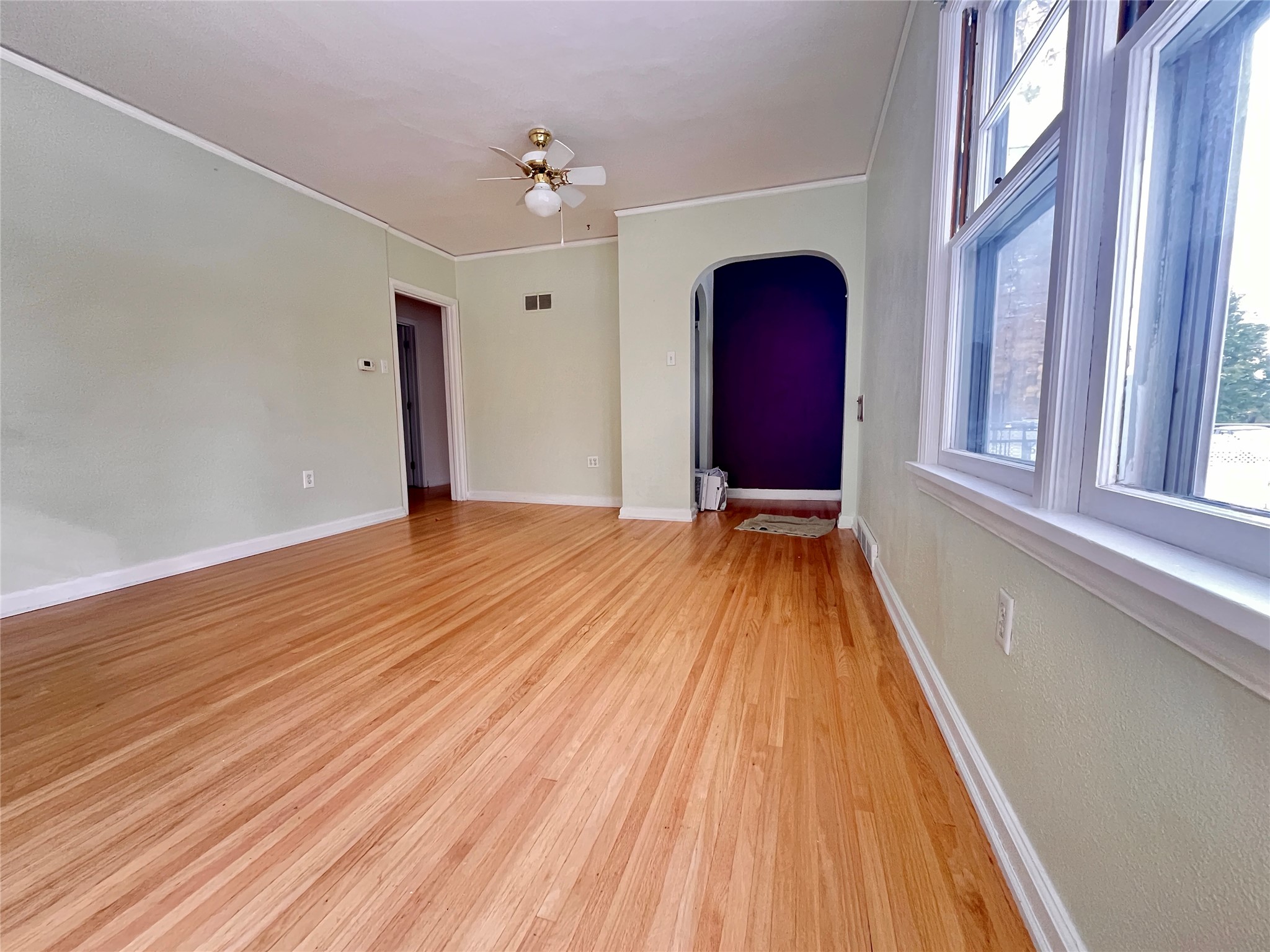 2001 4th Avenue N Property Photo 5