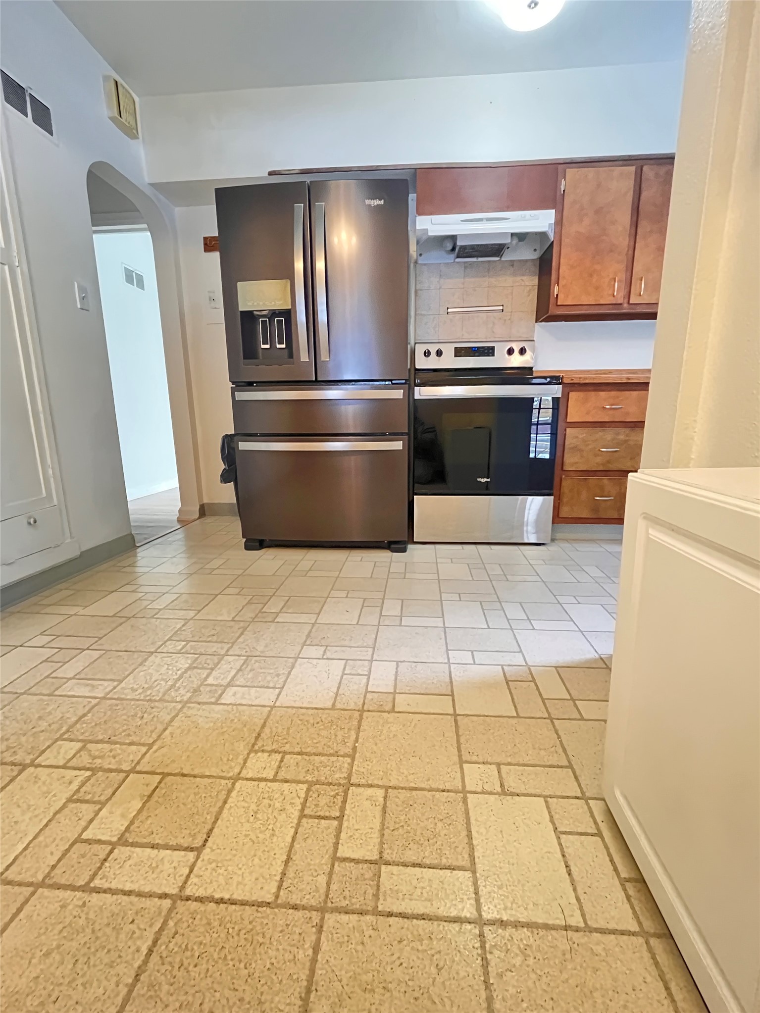 2001 4th Avenue N Property Photo 8